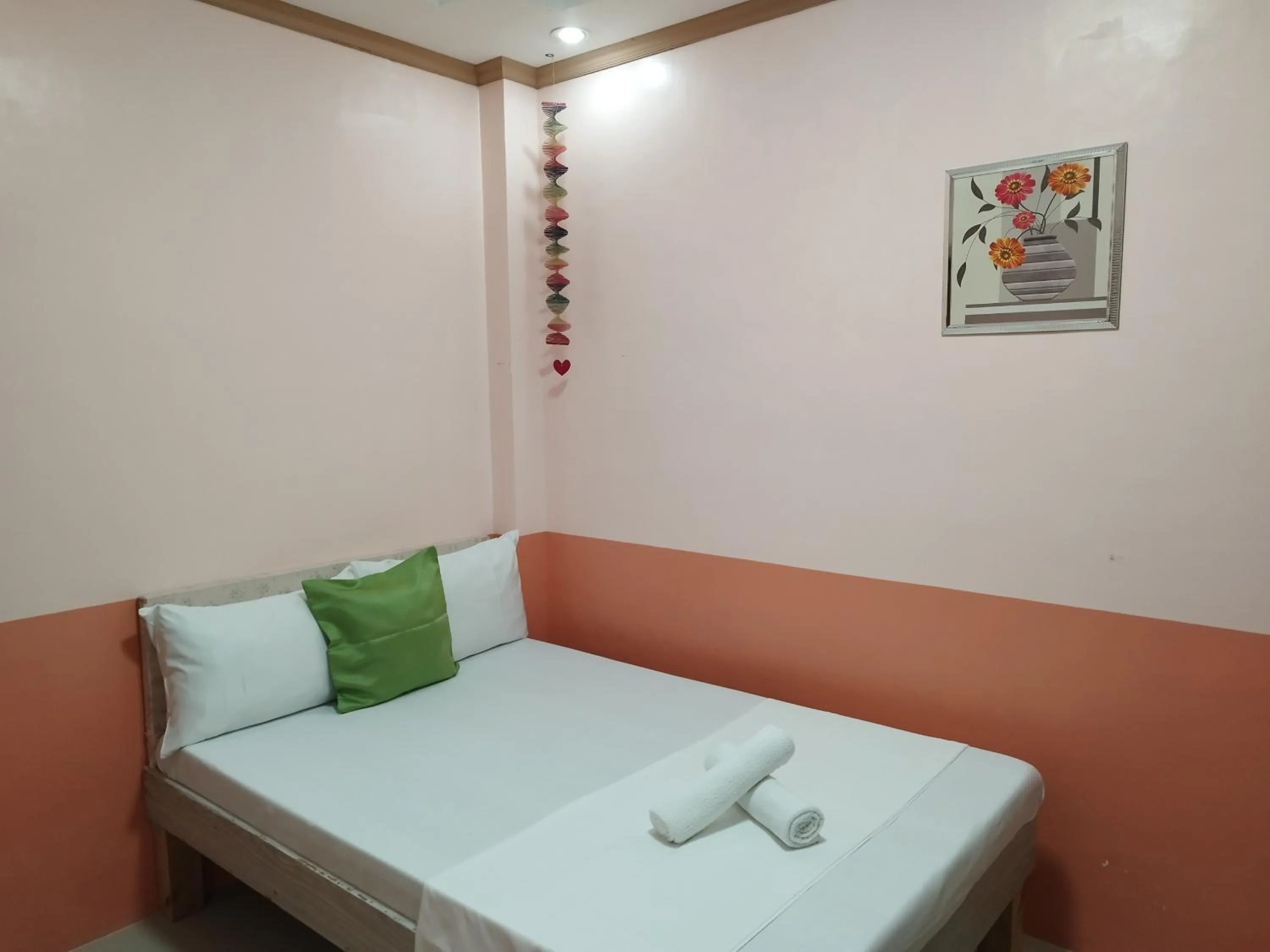 Bed in Ocean View Lodging House