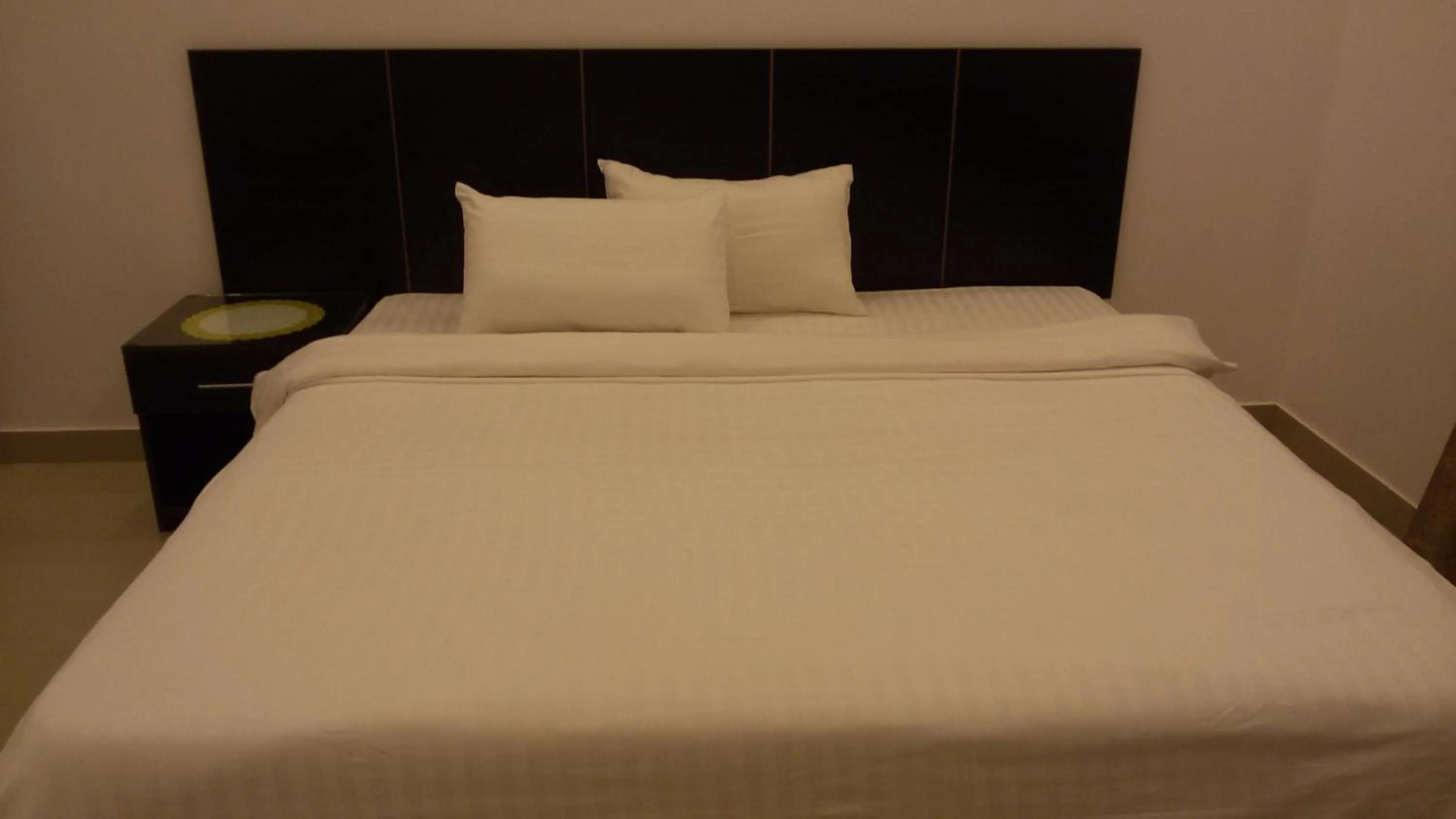 Bed in Avene For Furnished Residential Units