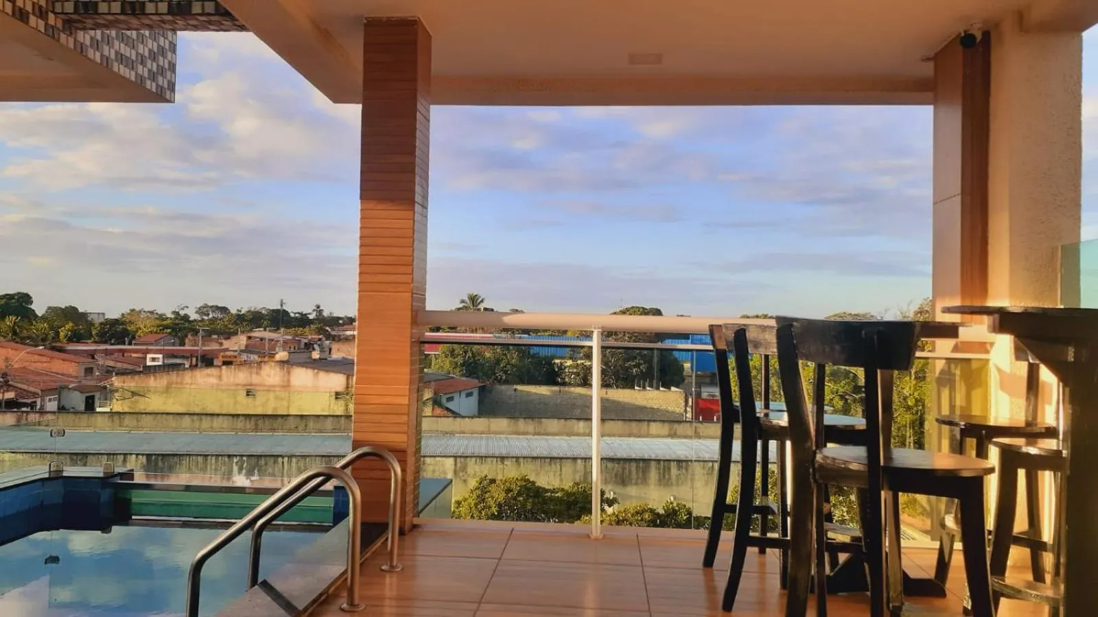 Swimming pool in Hotel Camocim