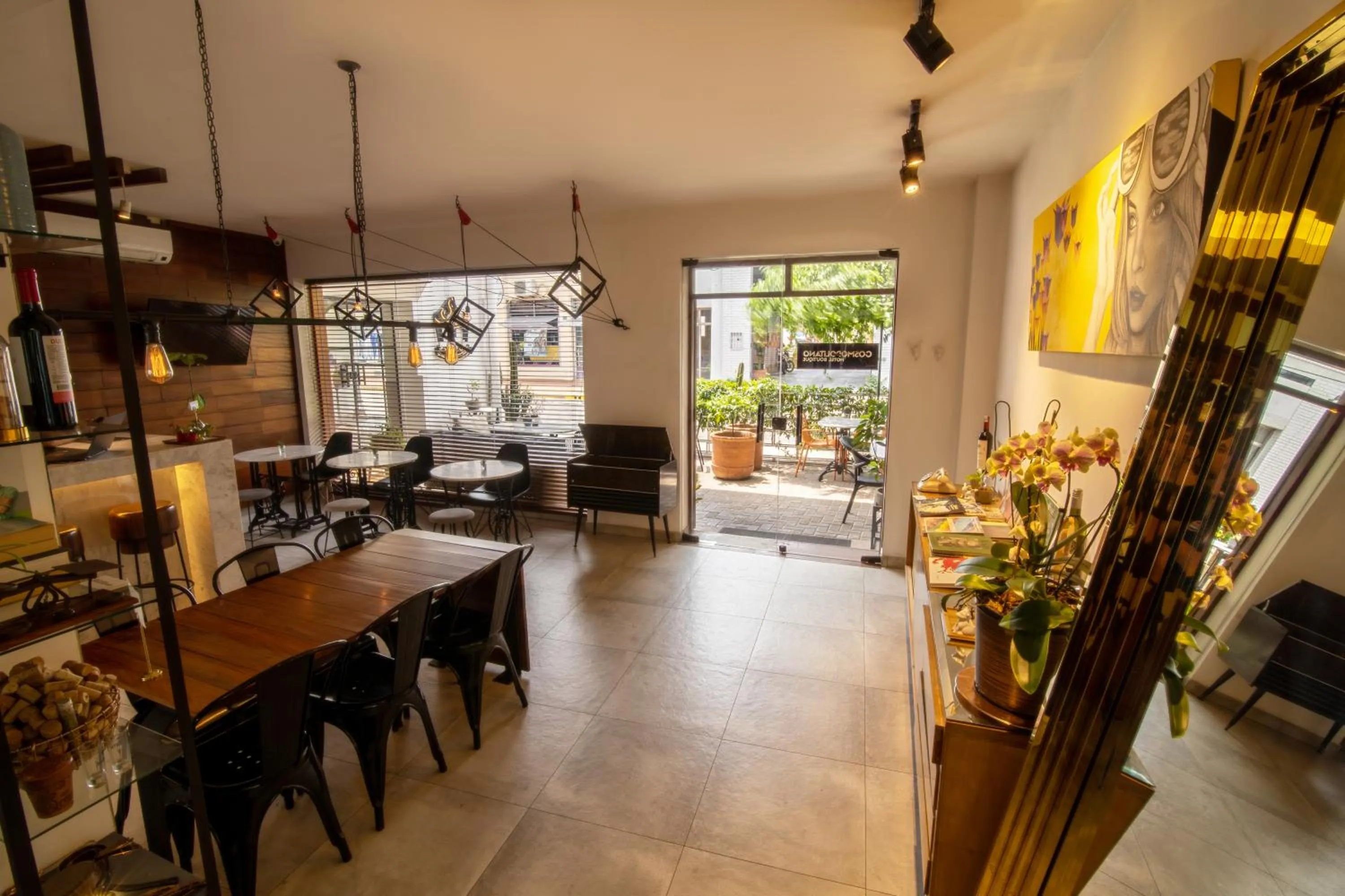 Lobby or reception in Cosmopolitano Hotel Boutique