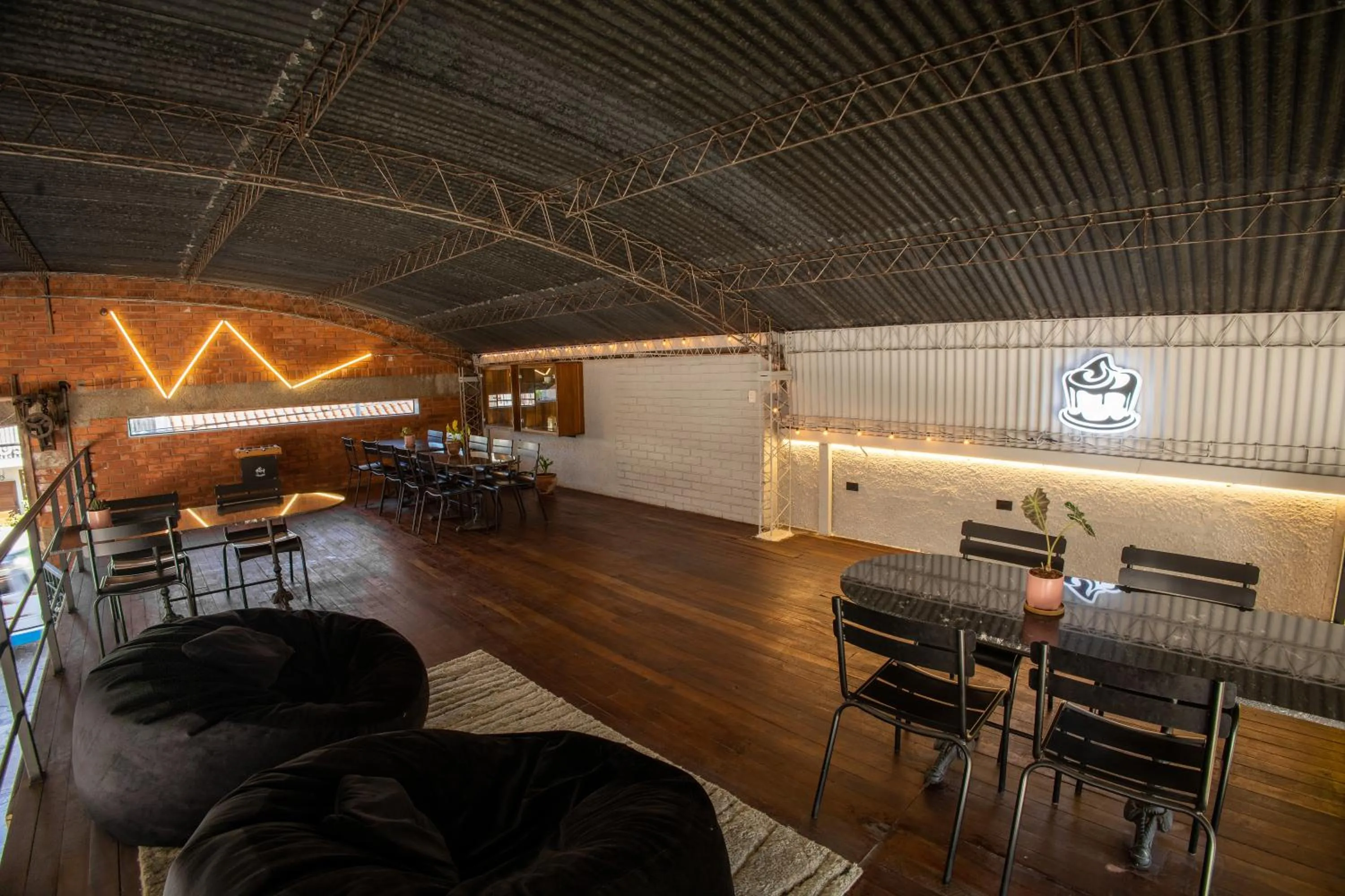 Lounge or bar in Cosmopolitano Hotel Boutique