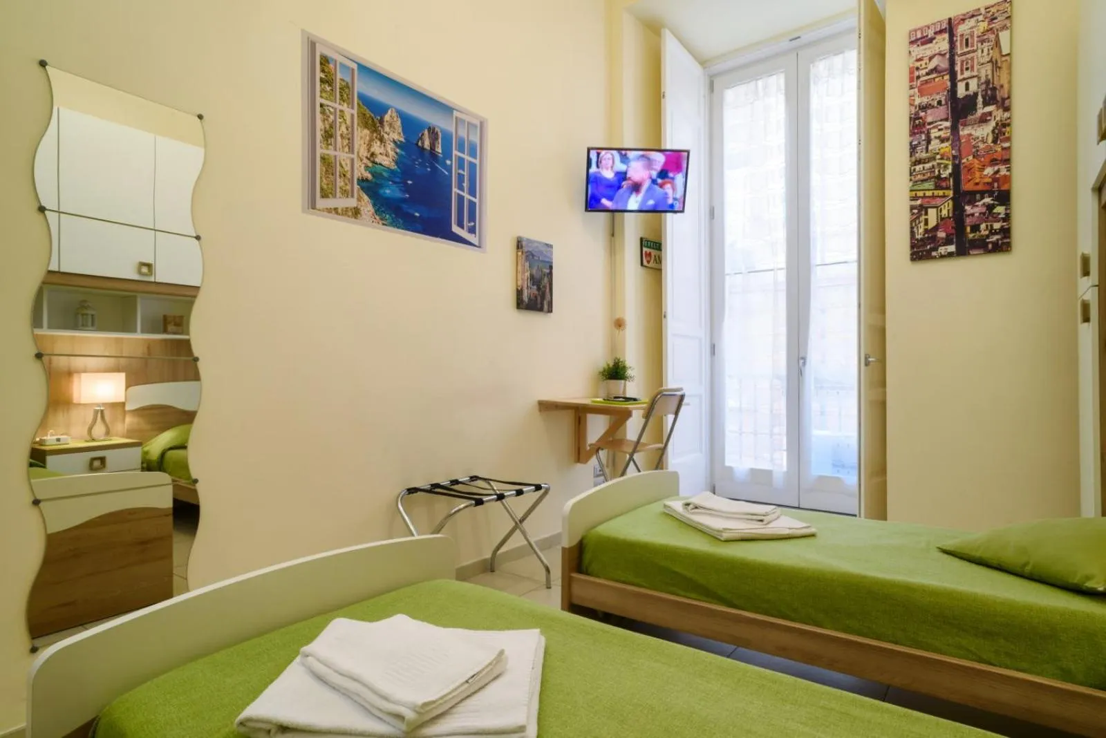 TV and multimedia, Bed in Sarracino Relais