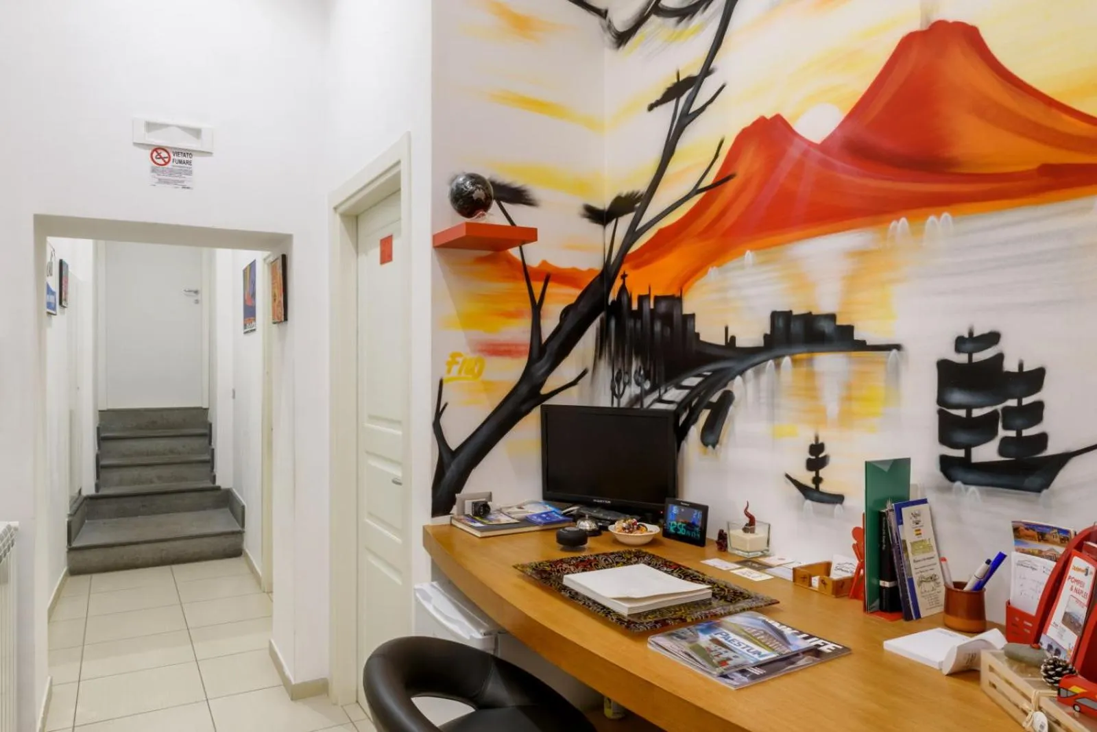 Communal lounge/ TV room in Sarracino Relais