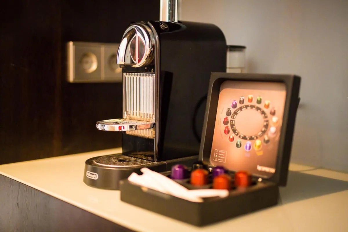Coffee/tea facilities in aika seaside living hotel