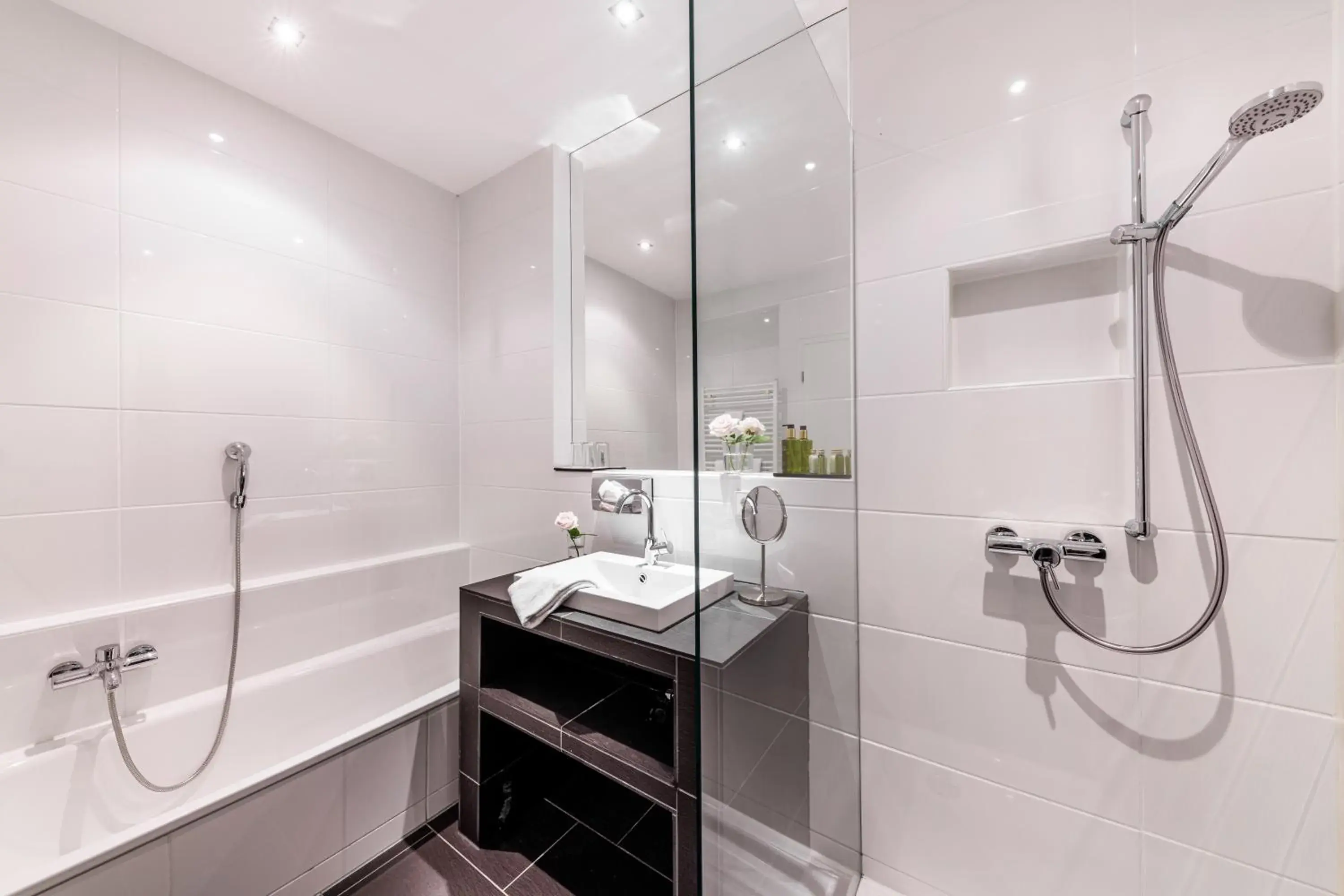 Deluxe Double Room with Lake View in aika seaside living hotel Deluxe Double Room with Lake View in aika seaside living hotel