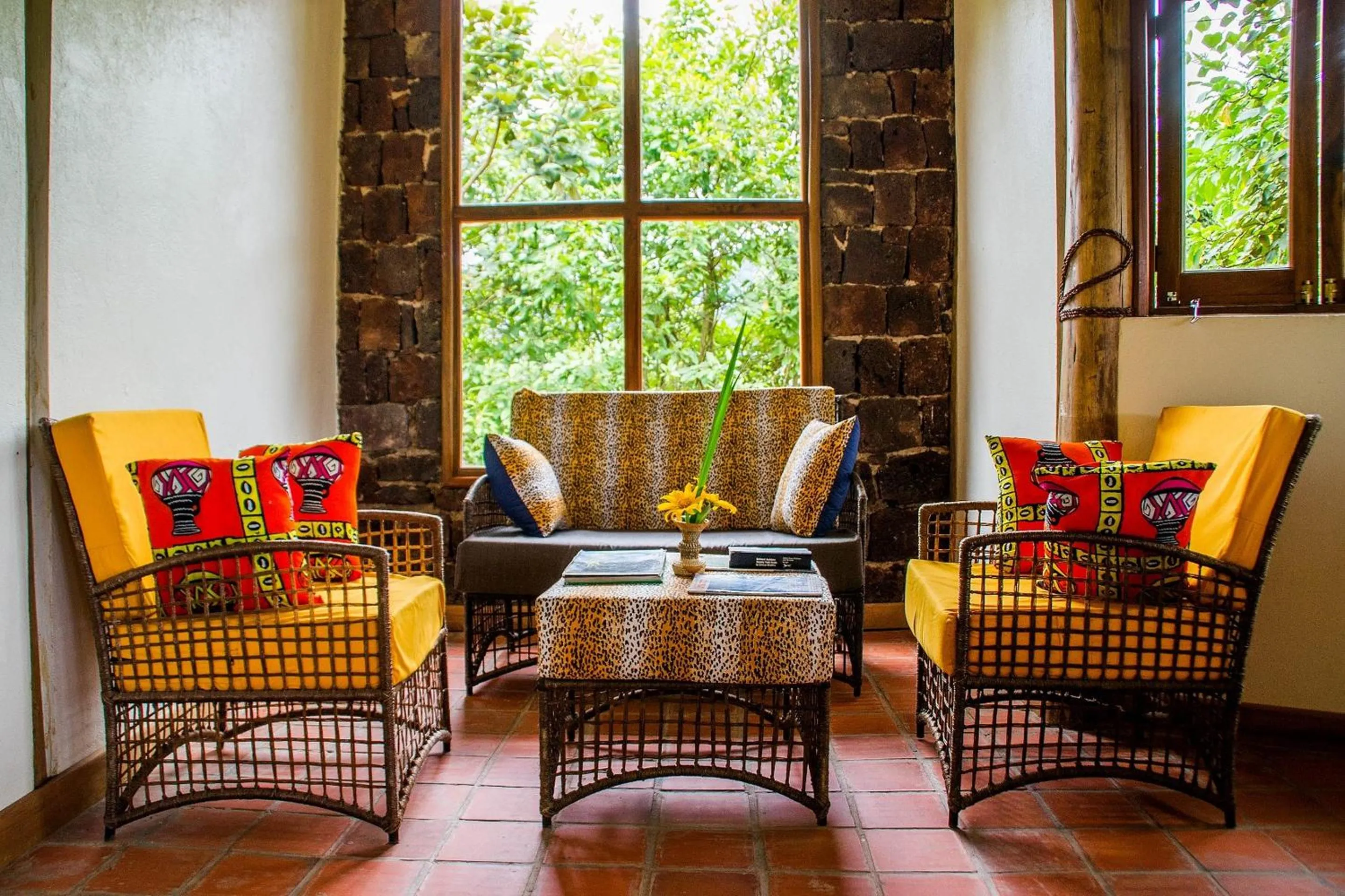 Lobby or reception in Ichumbi Gorilla Lodge
