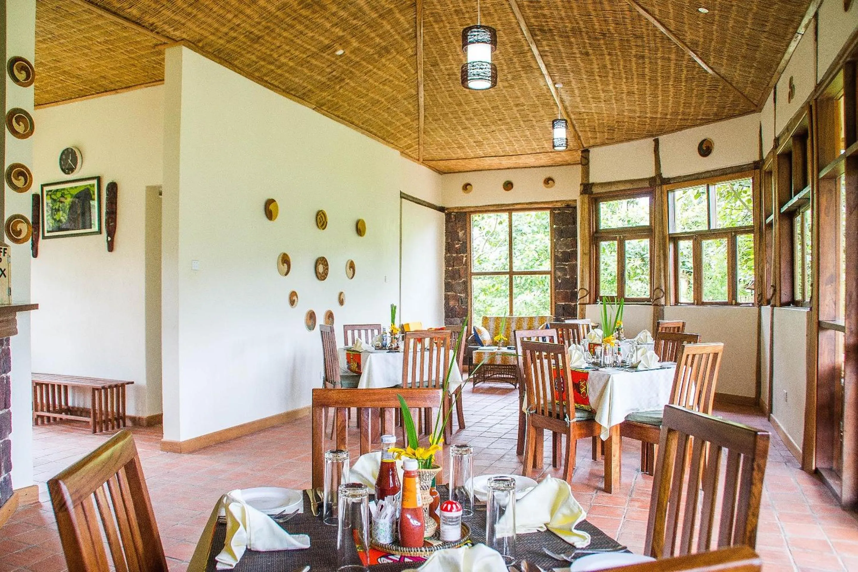 Restaurant/places to eat in Ichumbi Gorilla Lodge