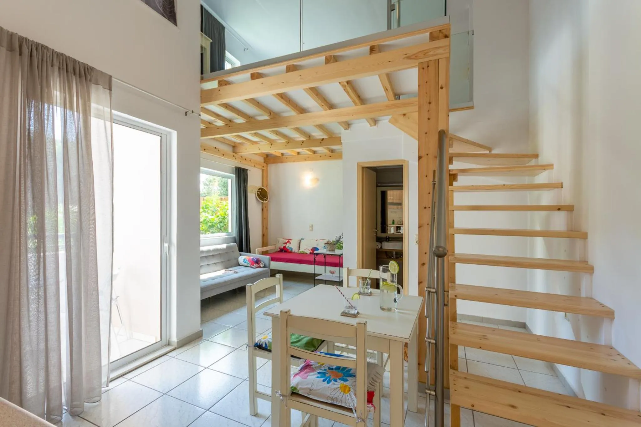 Happiness Apartments