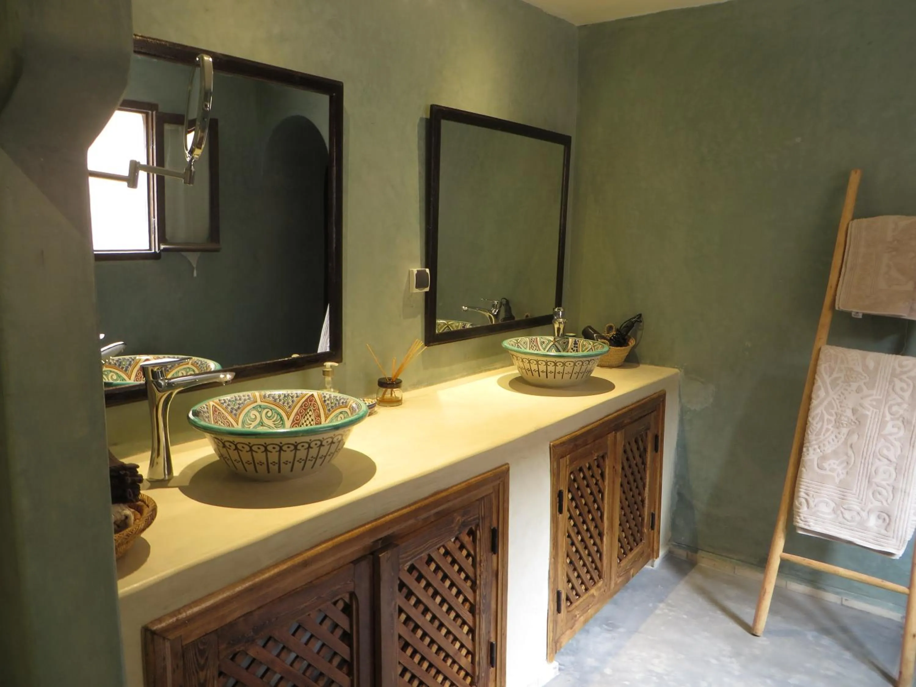 Bathroom in Maison d'Hôtes Kasbah Azul