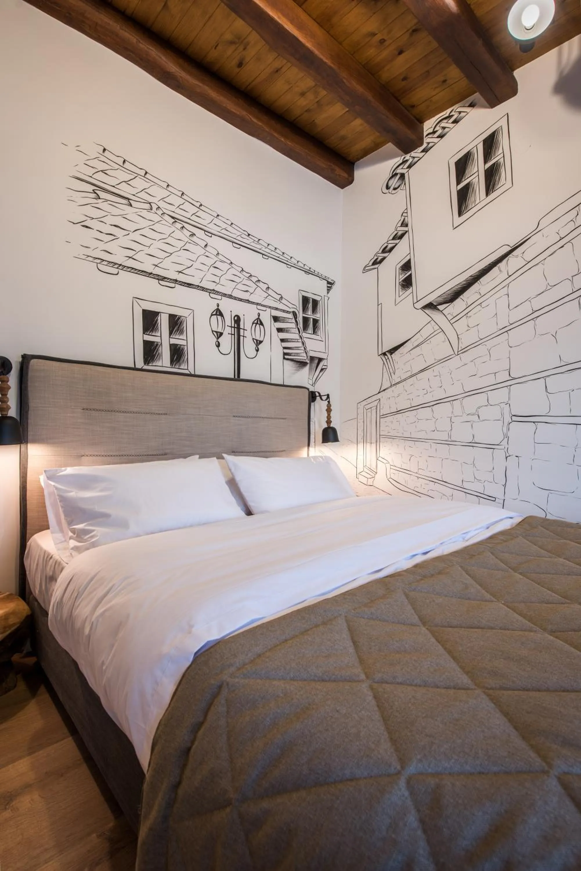 Photo of the whole room, Bed in Olganos VL Luxury Rooms & Suites