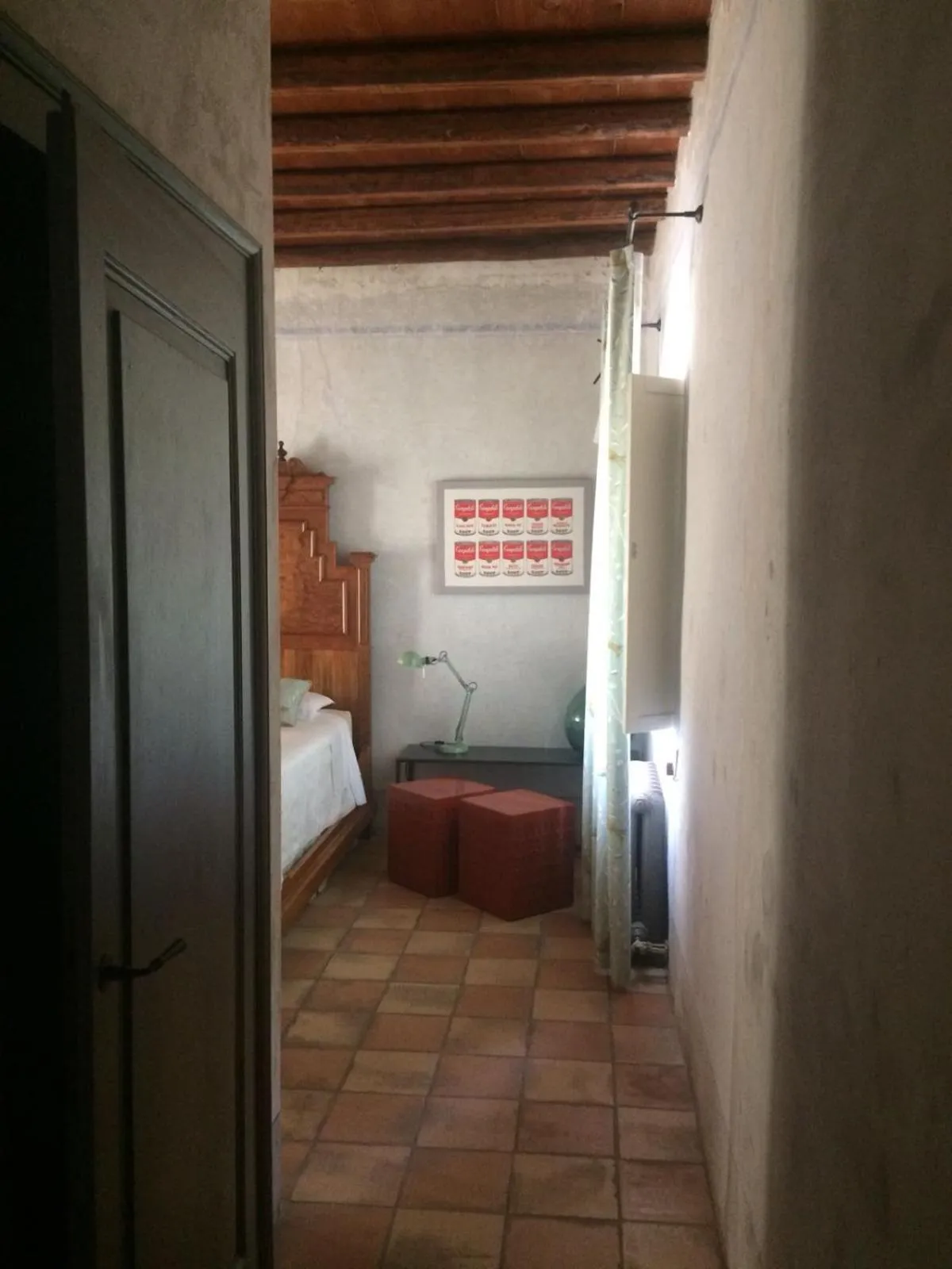 Decorative detail, Bed in B&B Molino2Rosso