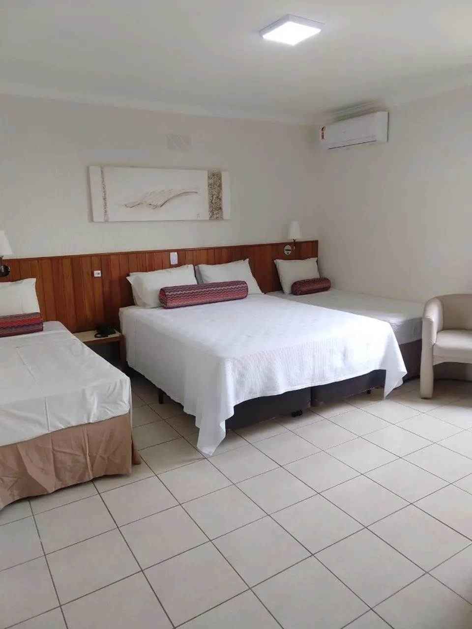 Bed in Hotel Riviera Lins