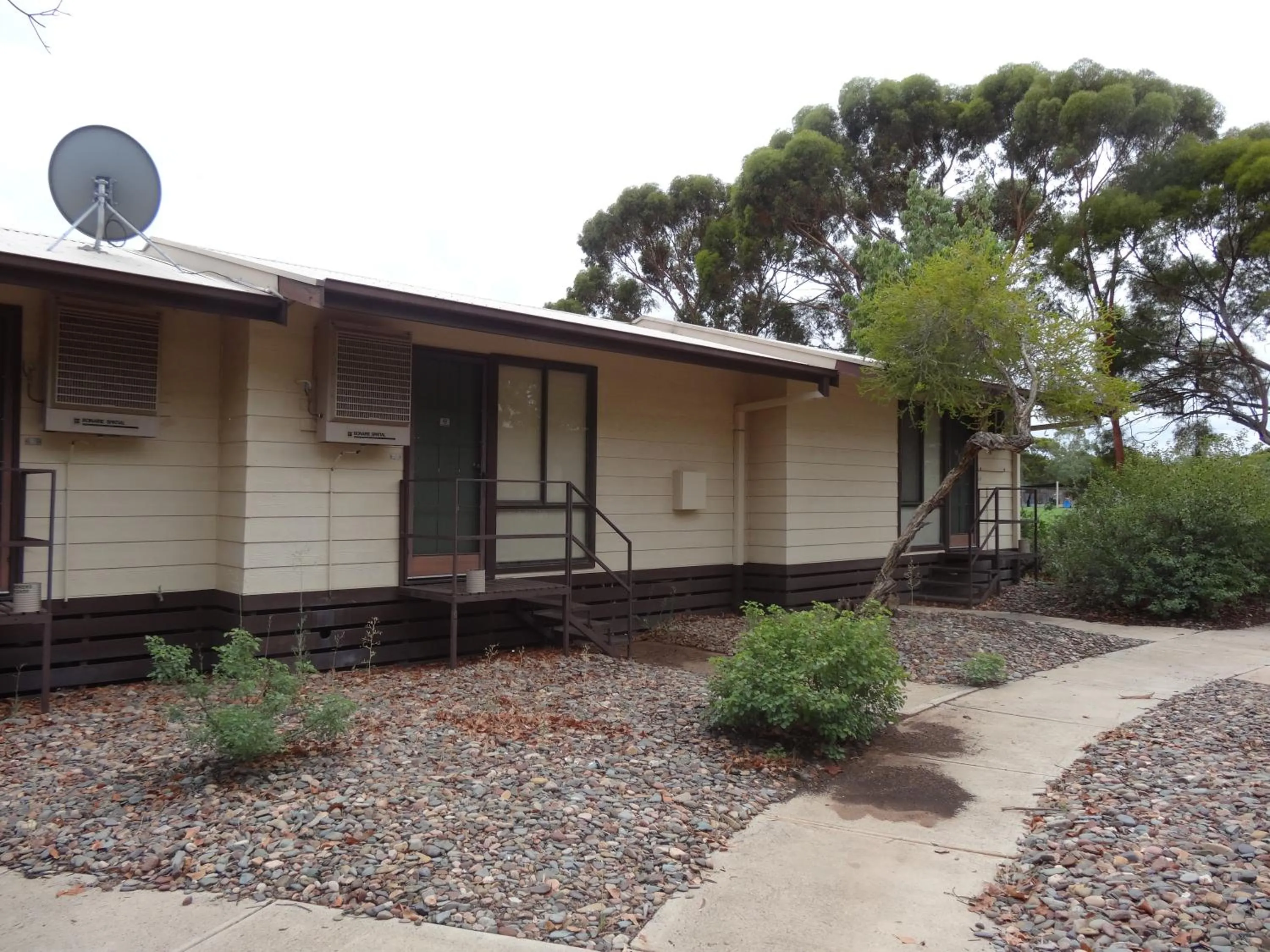 Property building in Leigh Creek Outback Resort