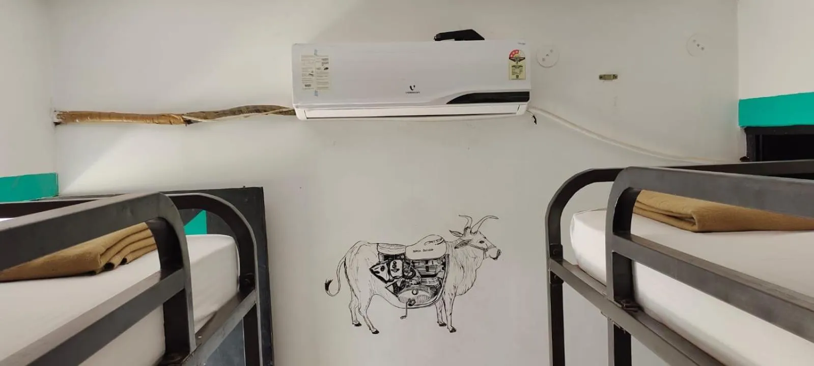 Bunk Bed in HosteLaVie - Varanasi