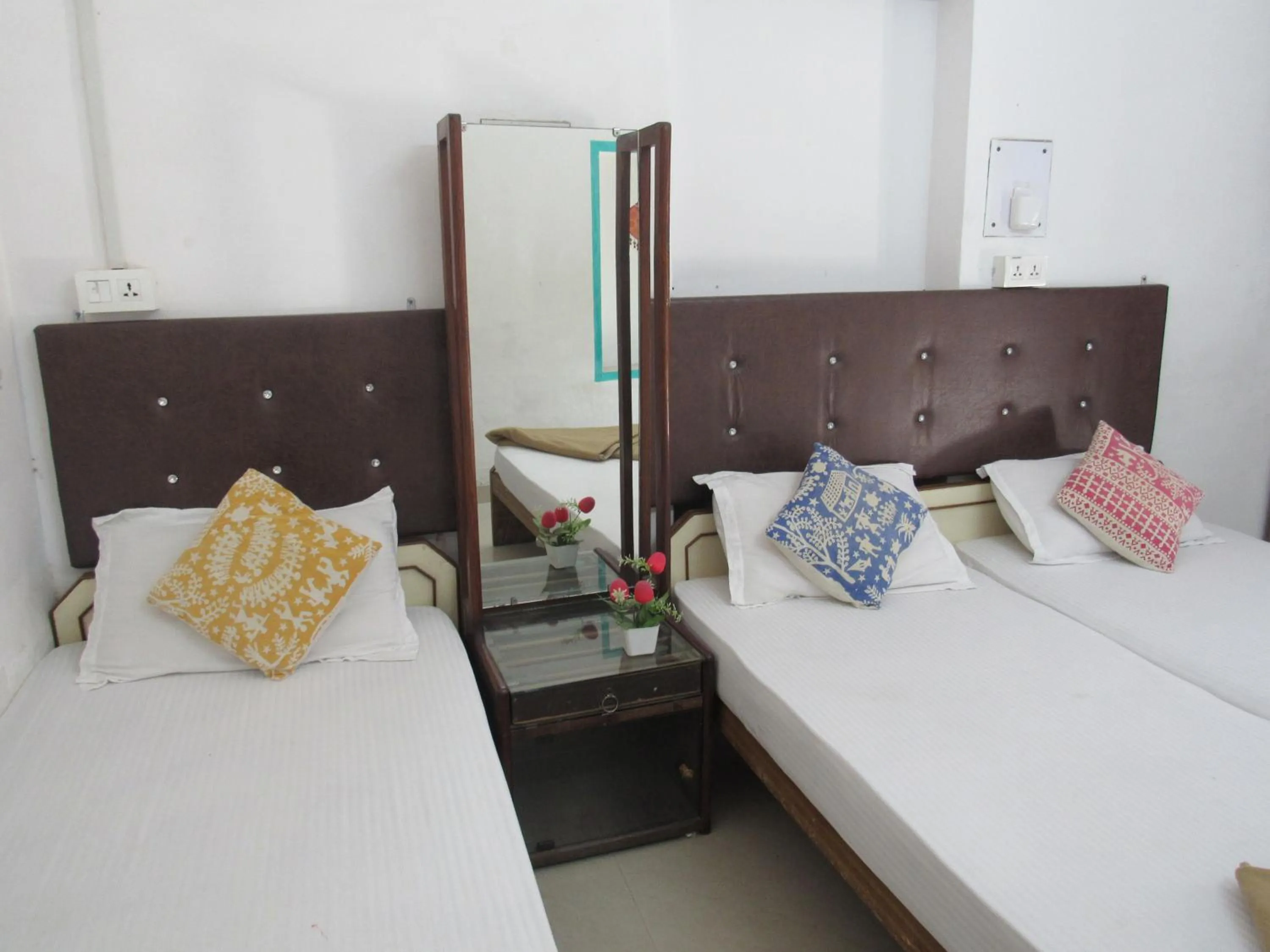 HosteLaVie - Varanasi