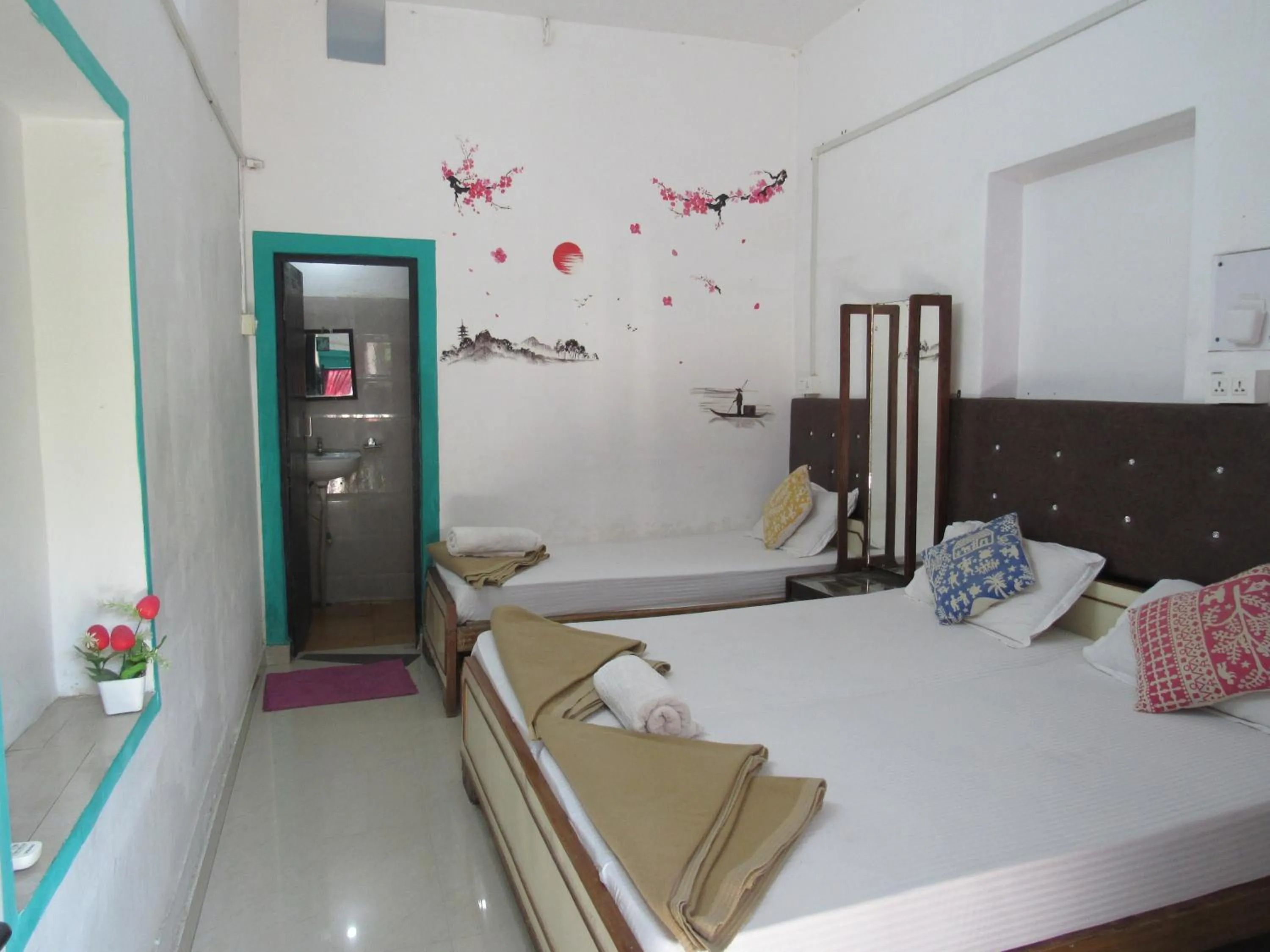 HosteLaVie - Varanasi