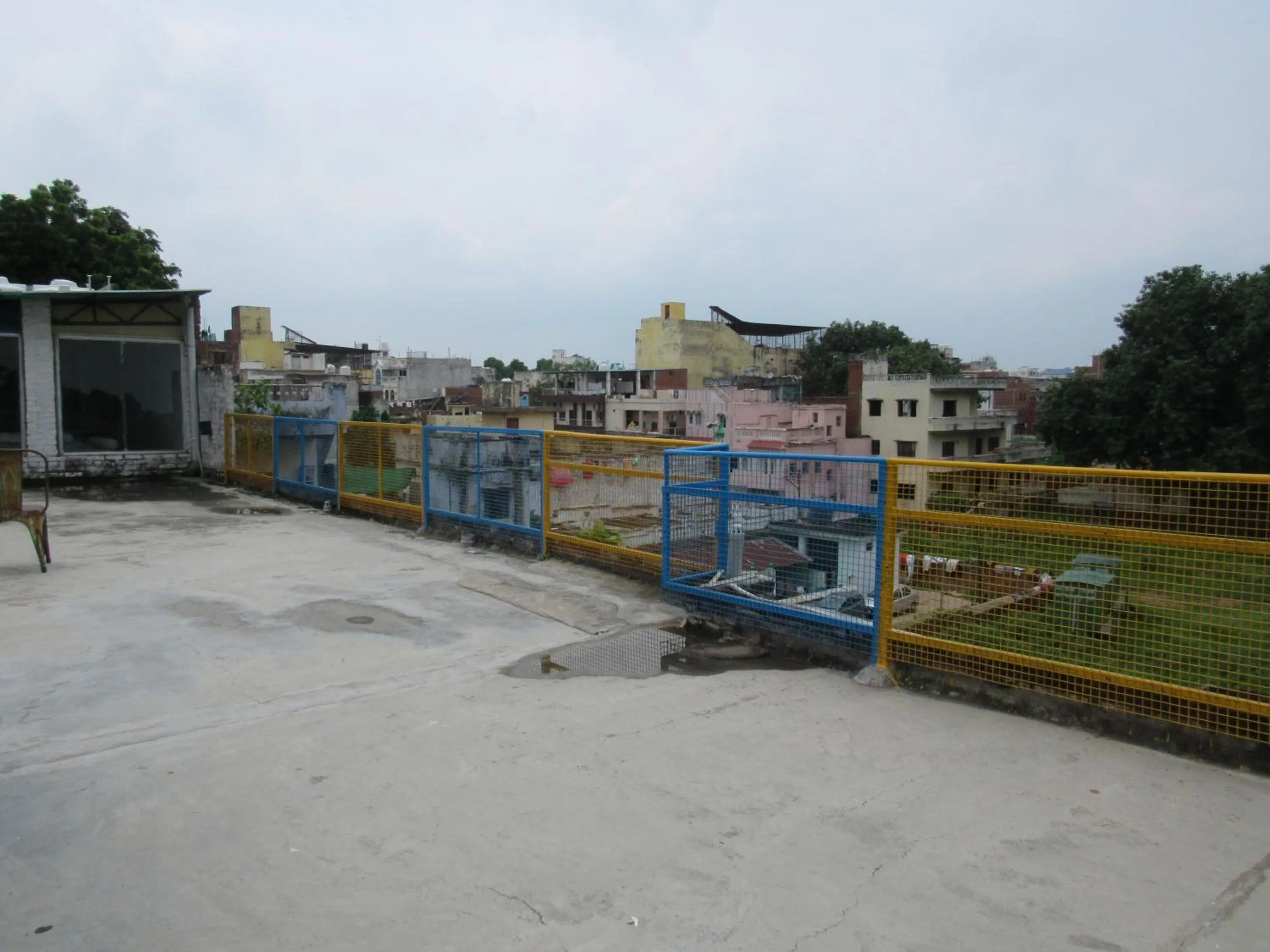 HosteLaVie - Varanasi