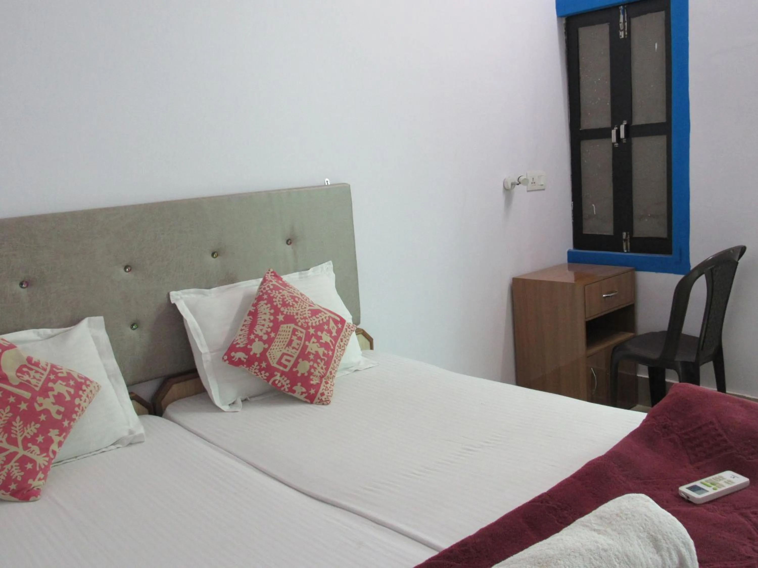 HosteLaVie - Varanasi