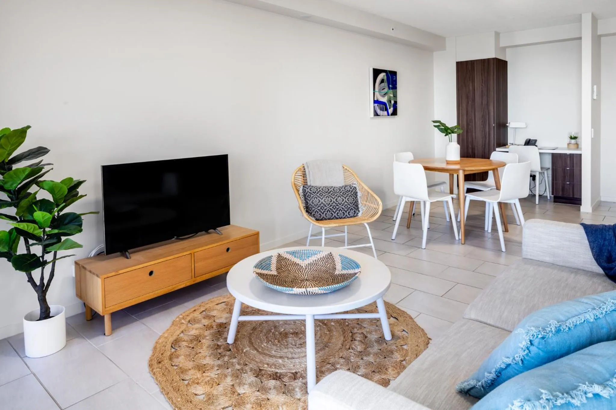 Living room in First Light Mooloolaba, an Ascend Collection Hotel