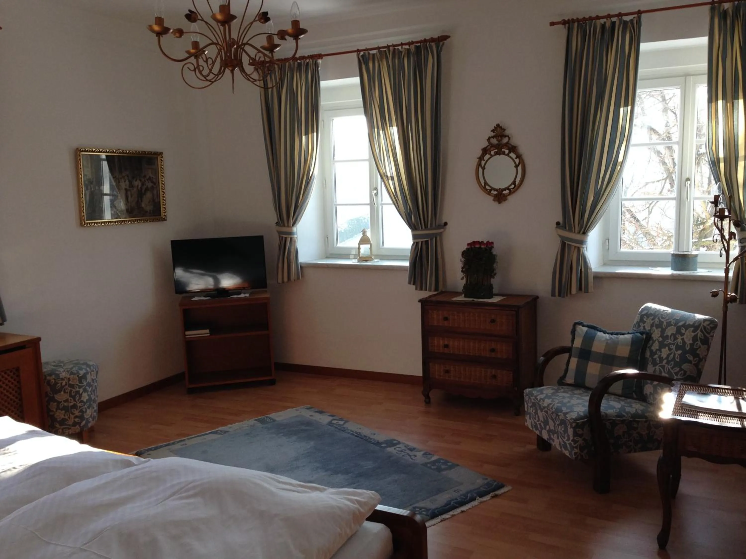 Photo of the whole room, Bed in Gasthof Mitter