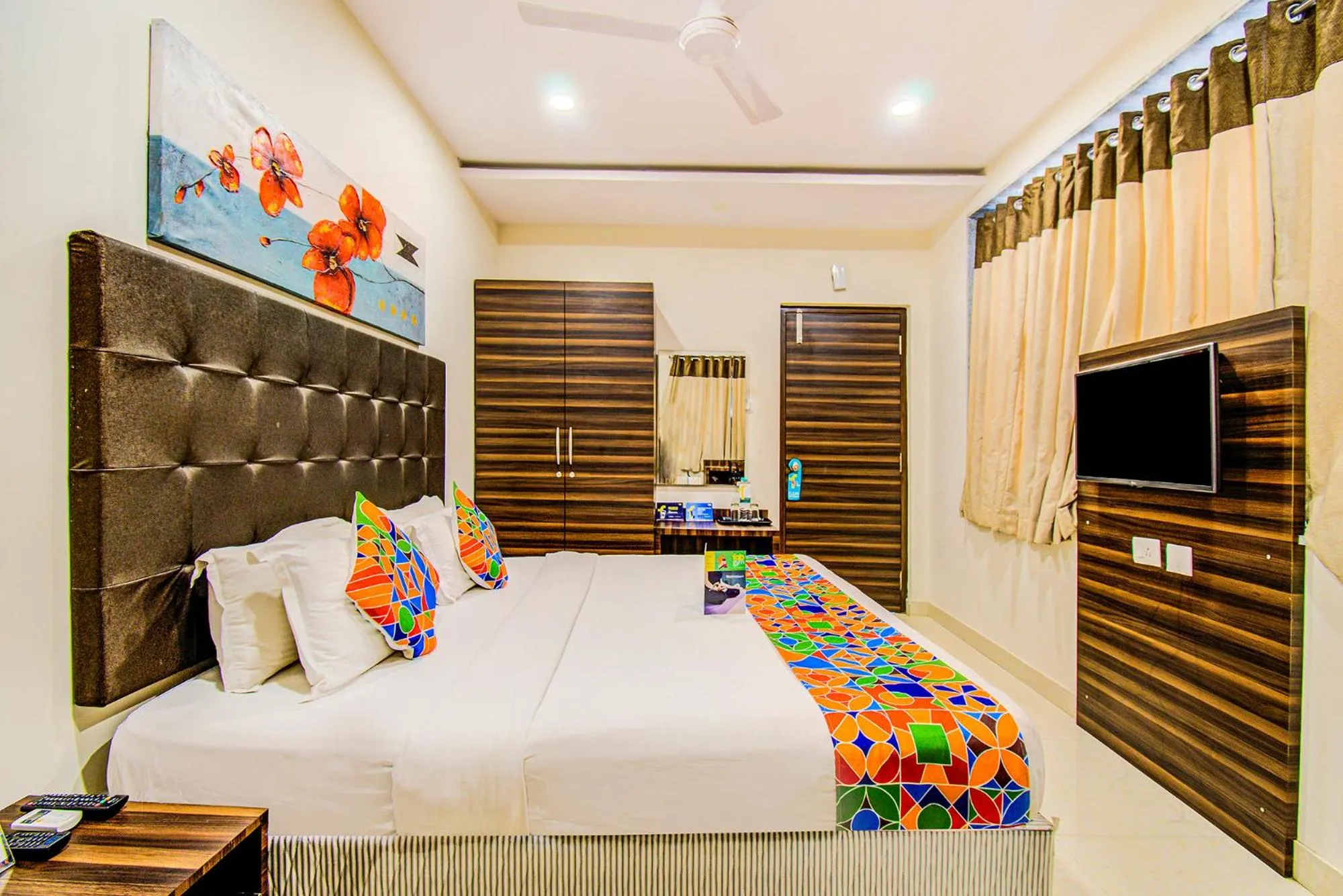 Bed in Fabhotel Pearl City - Nr Jubilee Enclave, Hitech City