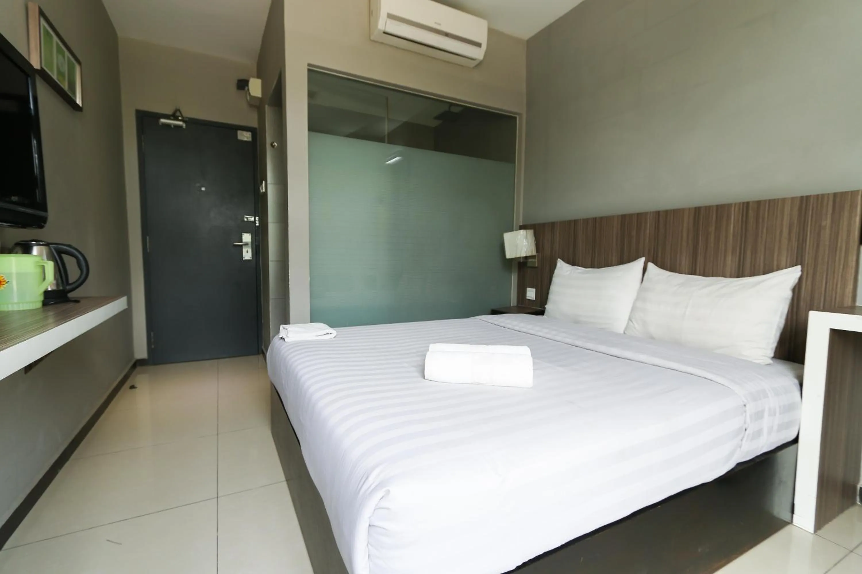 Bed in Hotel 99 Botanik Klang