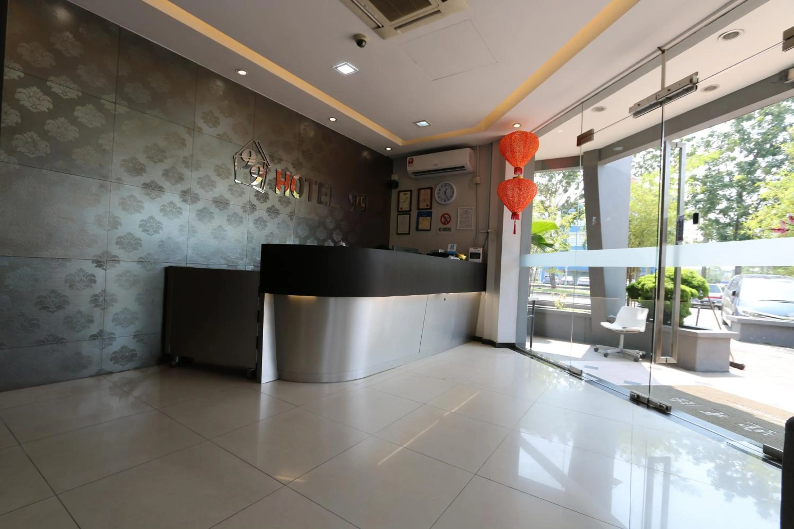 Property building in Hotel 99 Botanik Klang