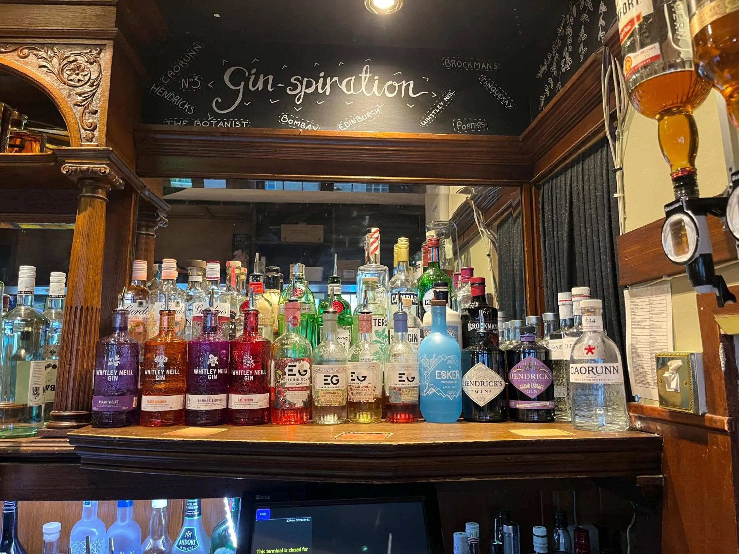 Drinks in The Globe Inn