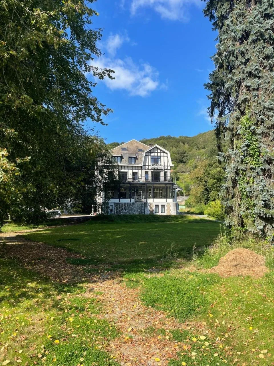 Property building in Villa Gracia