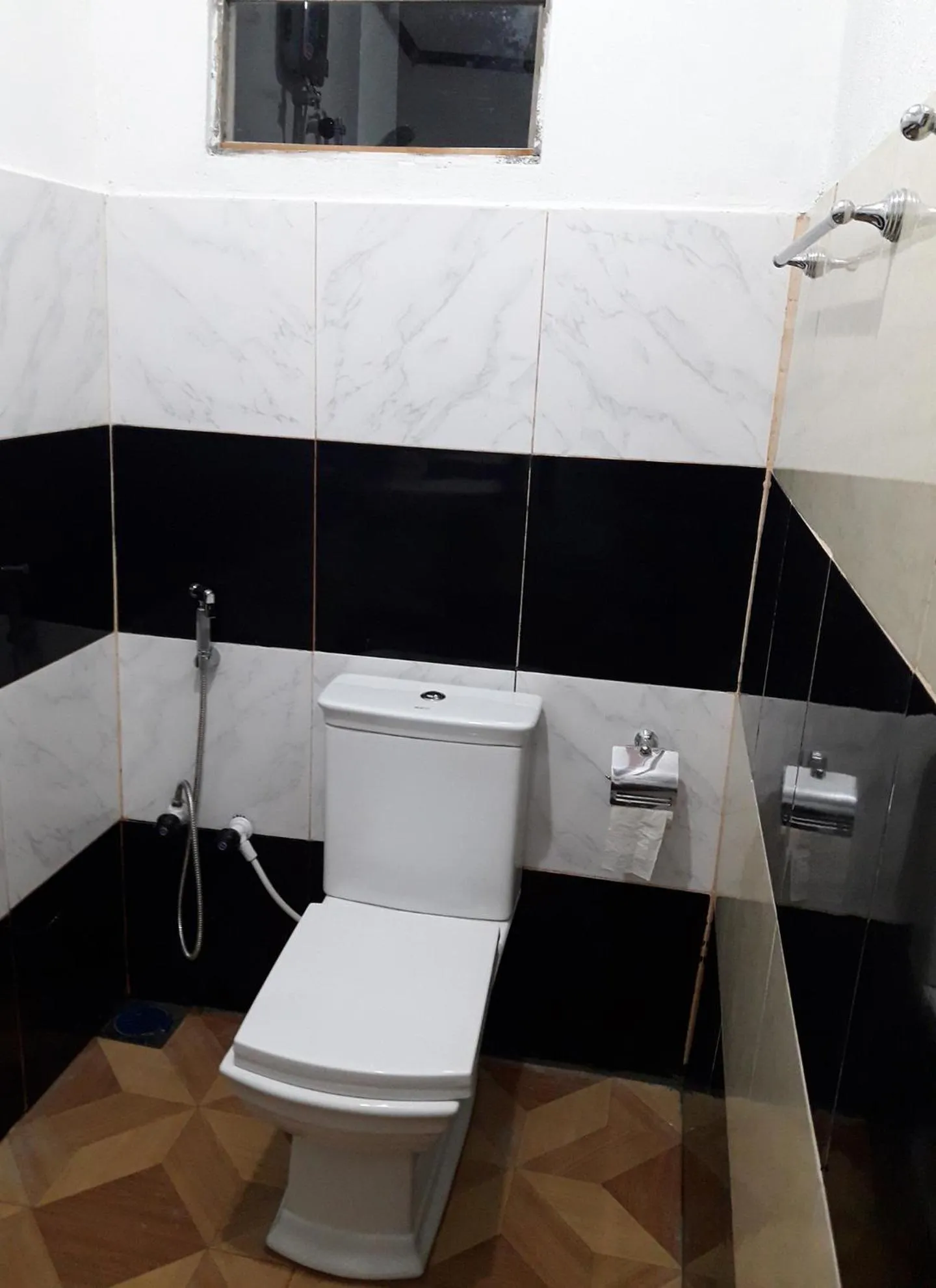 Shower, Bathroom in Susee Villa