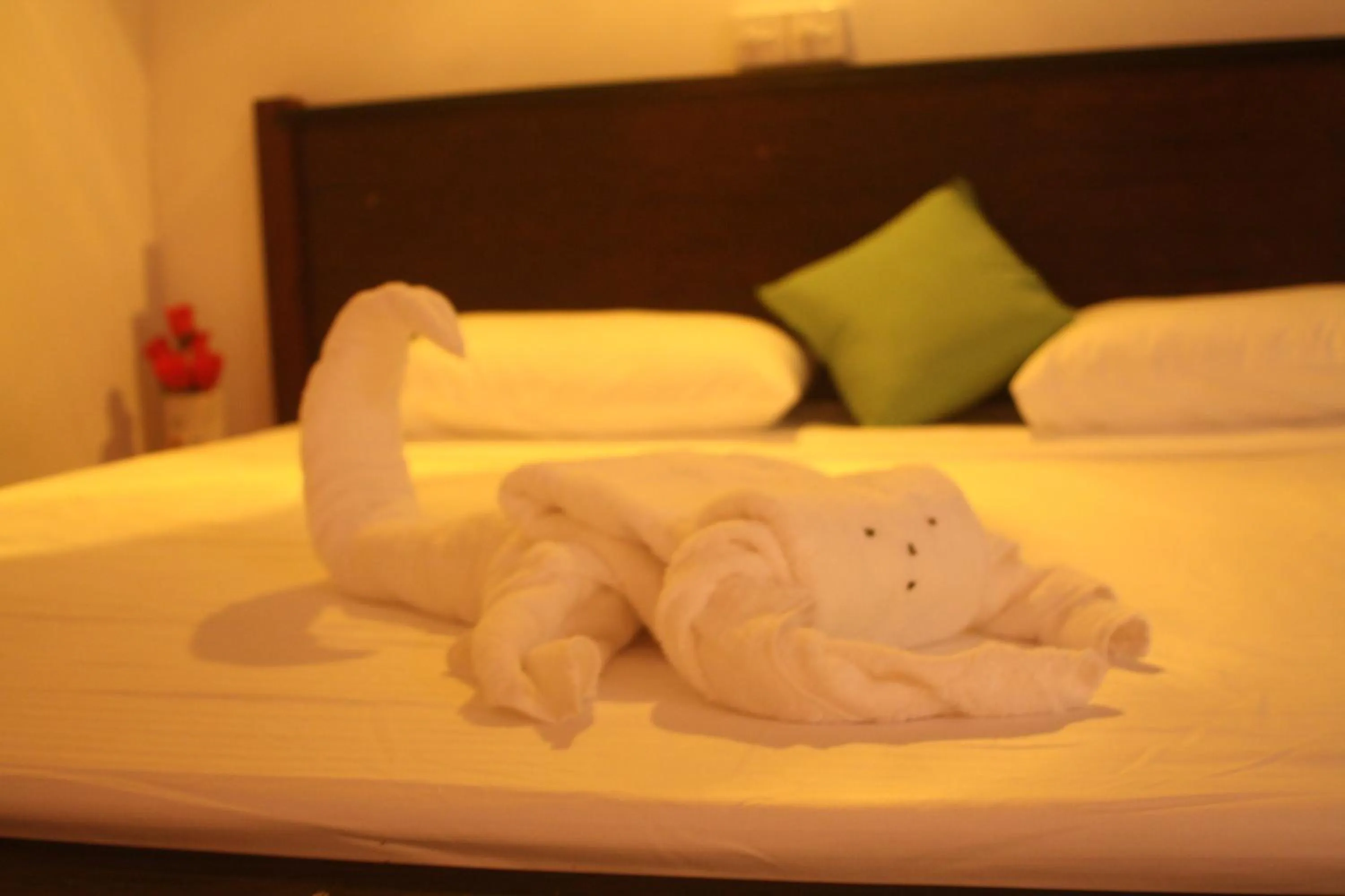 Staff, Bed in Susee Villa