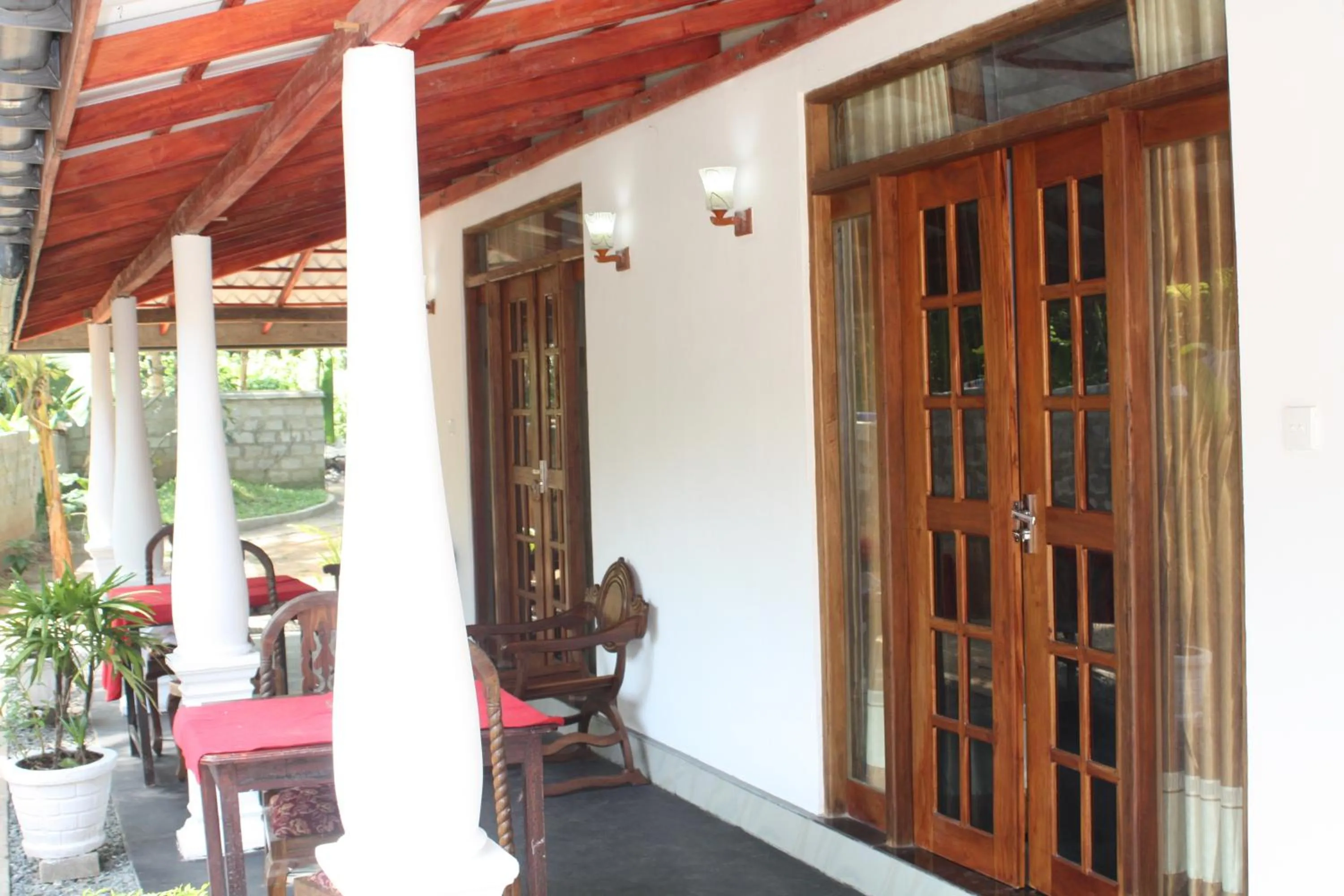 Facade/entrance in Susee Villa