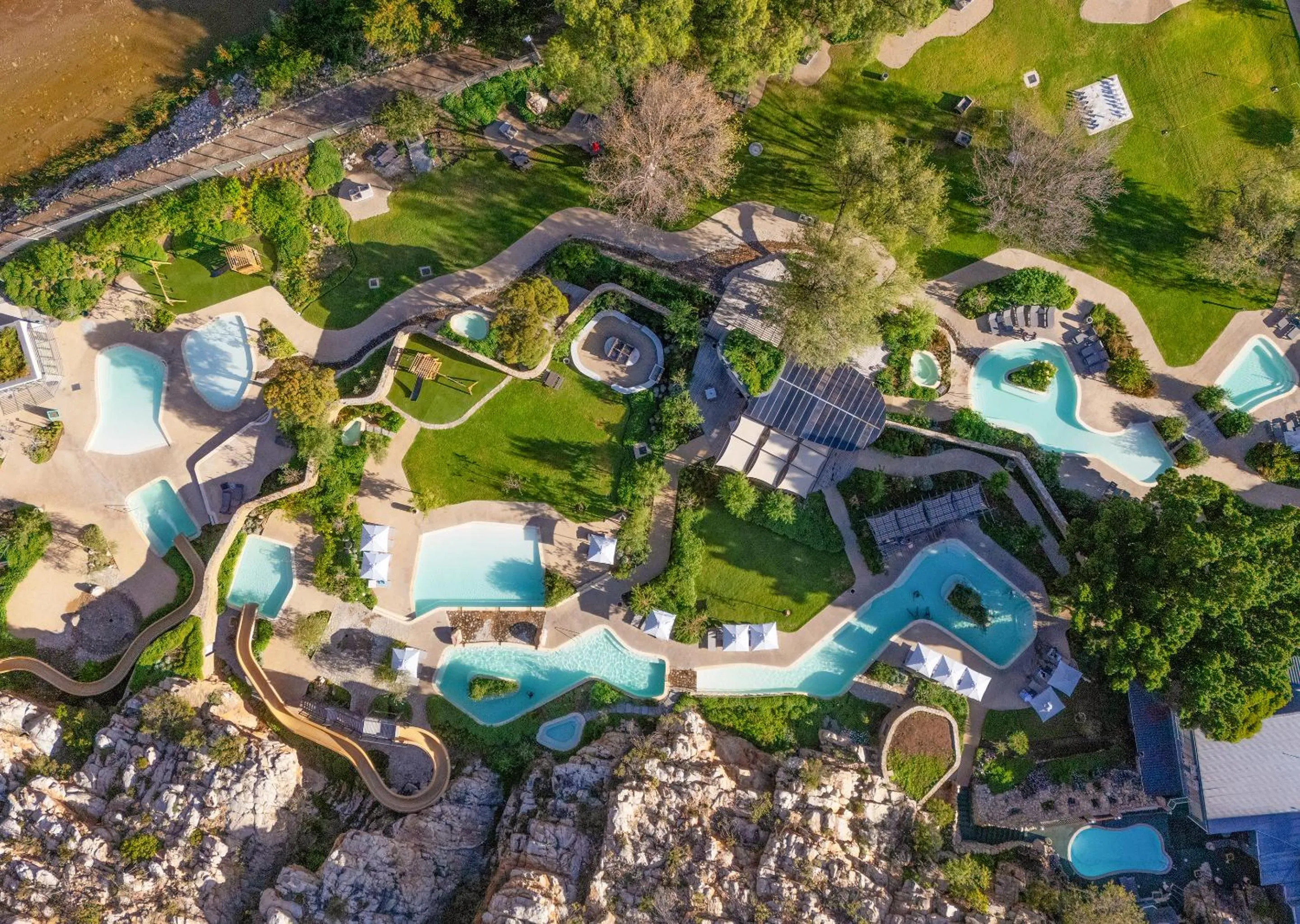 Restaurant/places to eat in Avalon Springs by Dream Resorts