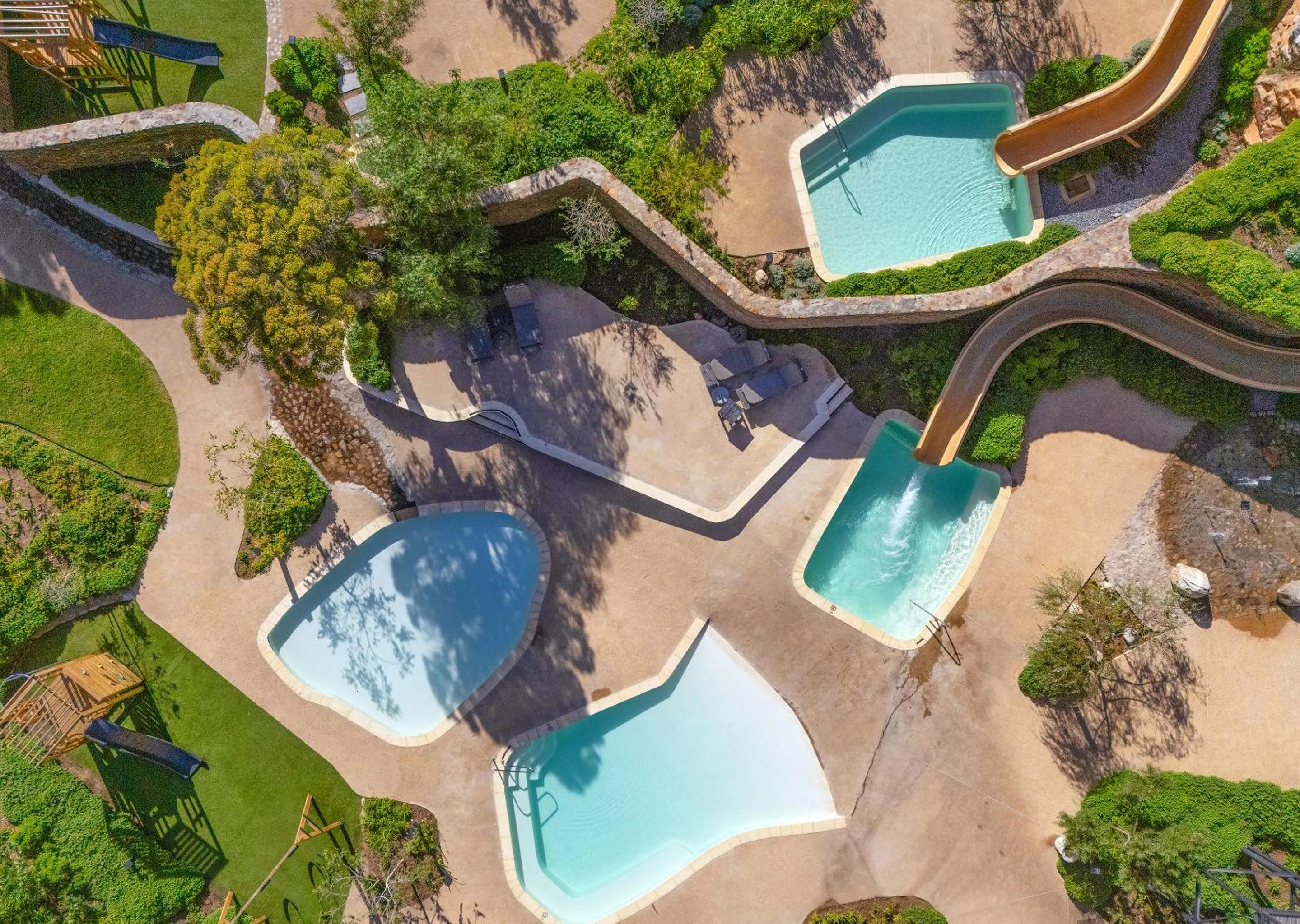 Natural landscape in Avalon Springs by Dream Resorts