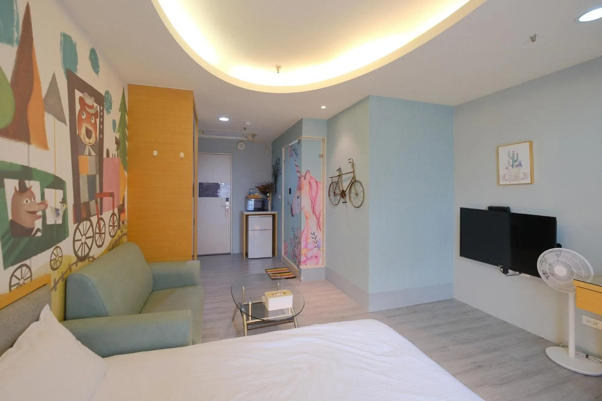 Photo of the whole room, Bed in 85 Asia Hotel