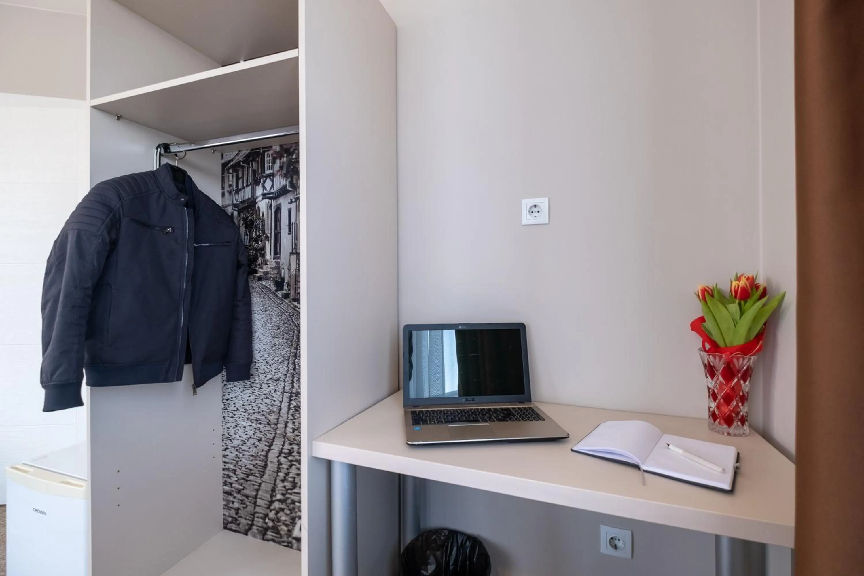 Staff in Blue Label Apart House