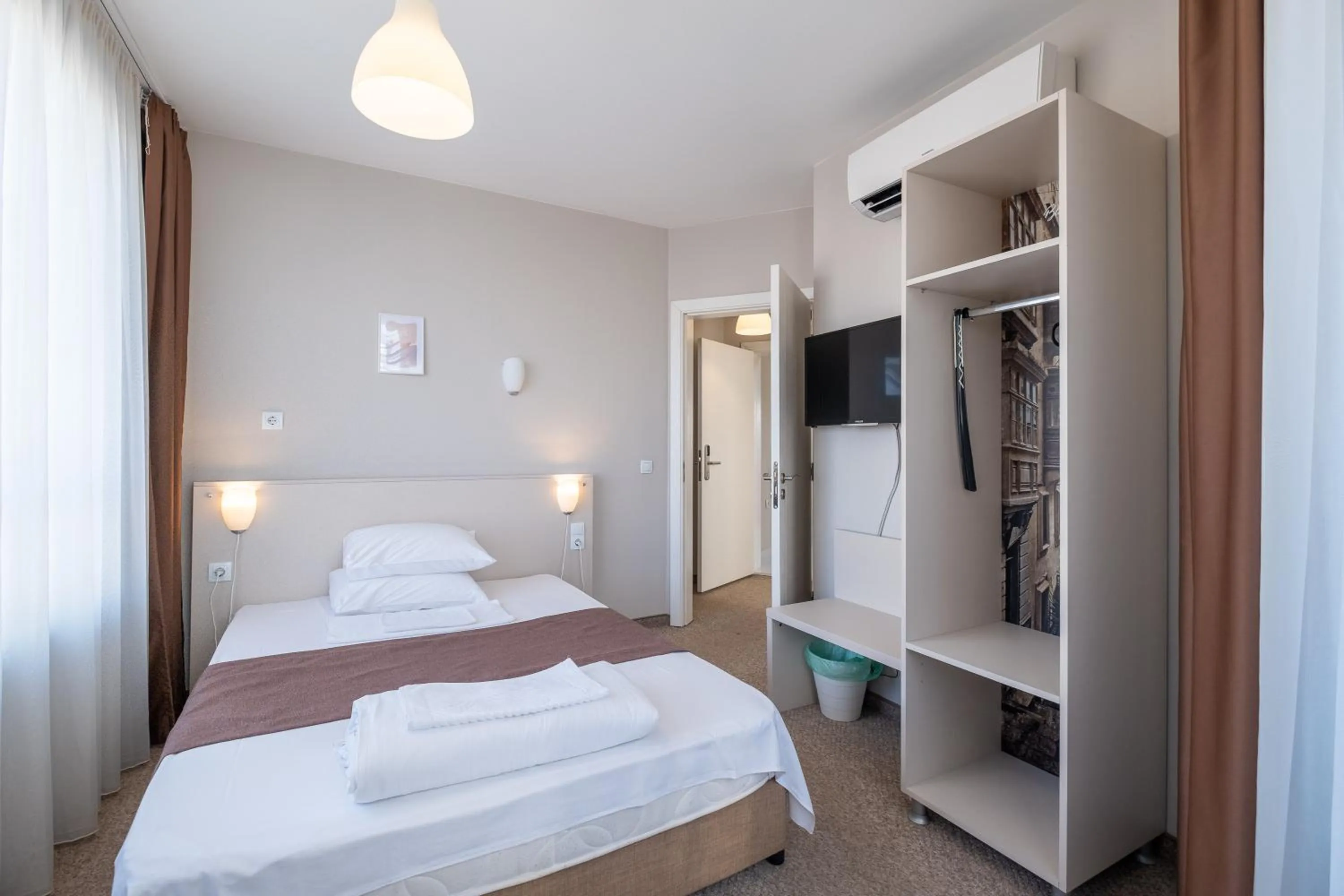 Bed in Blue Label Apart House