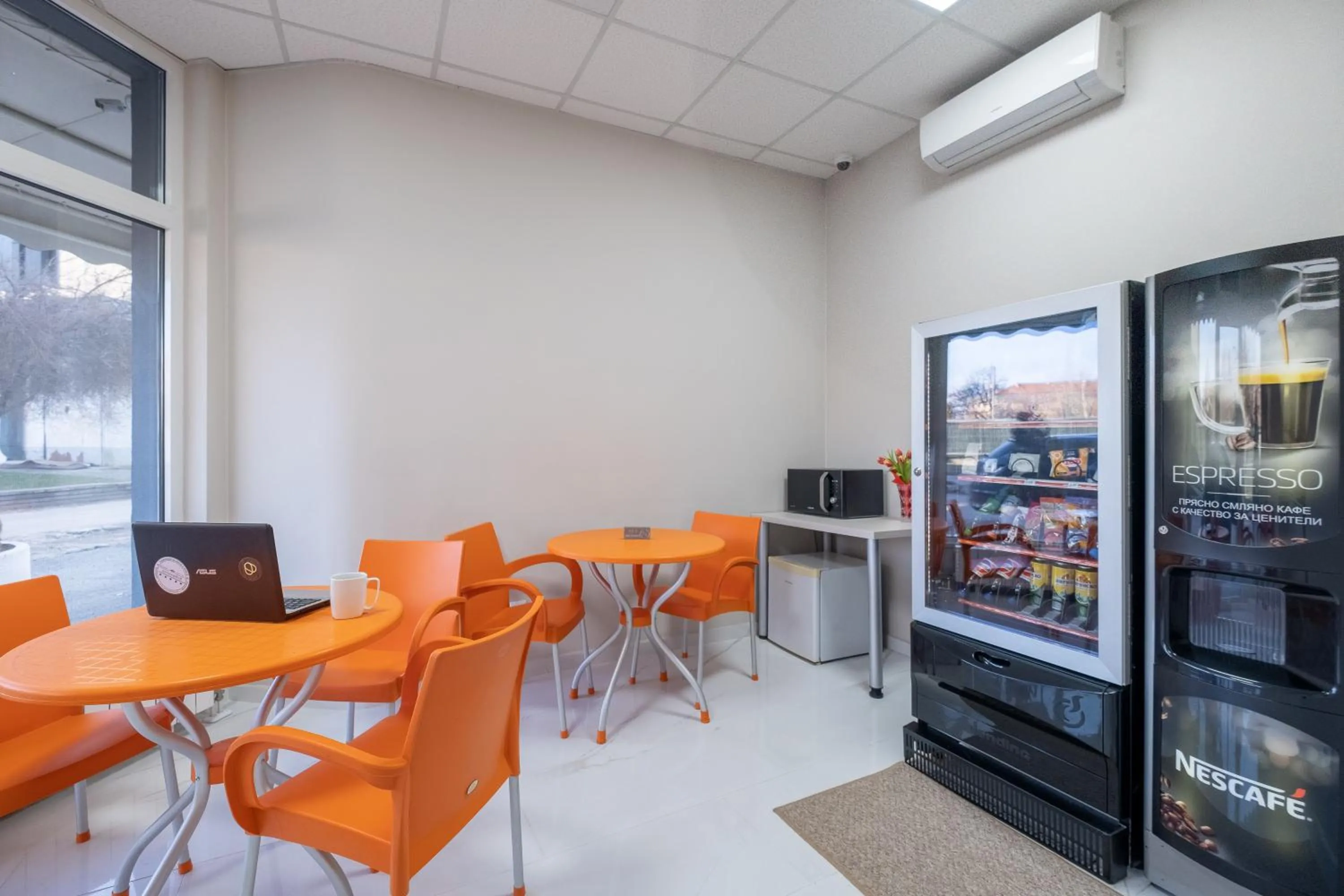 Staff in Blue Label Apart House