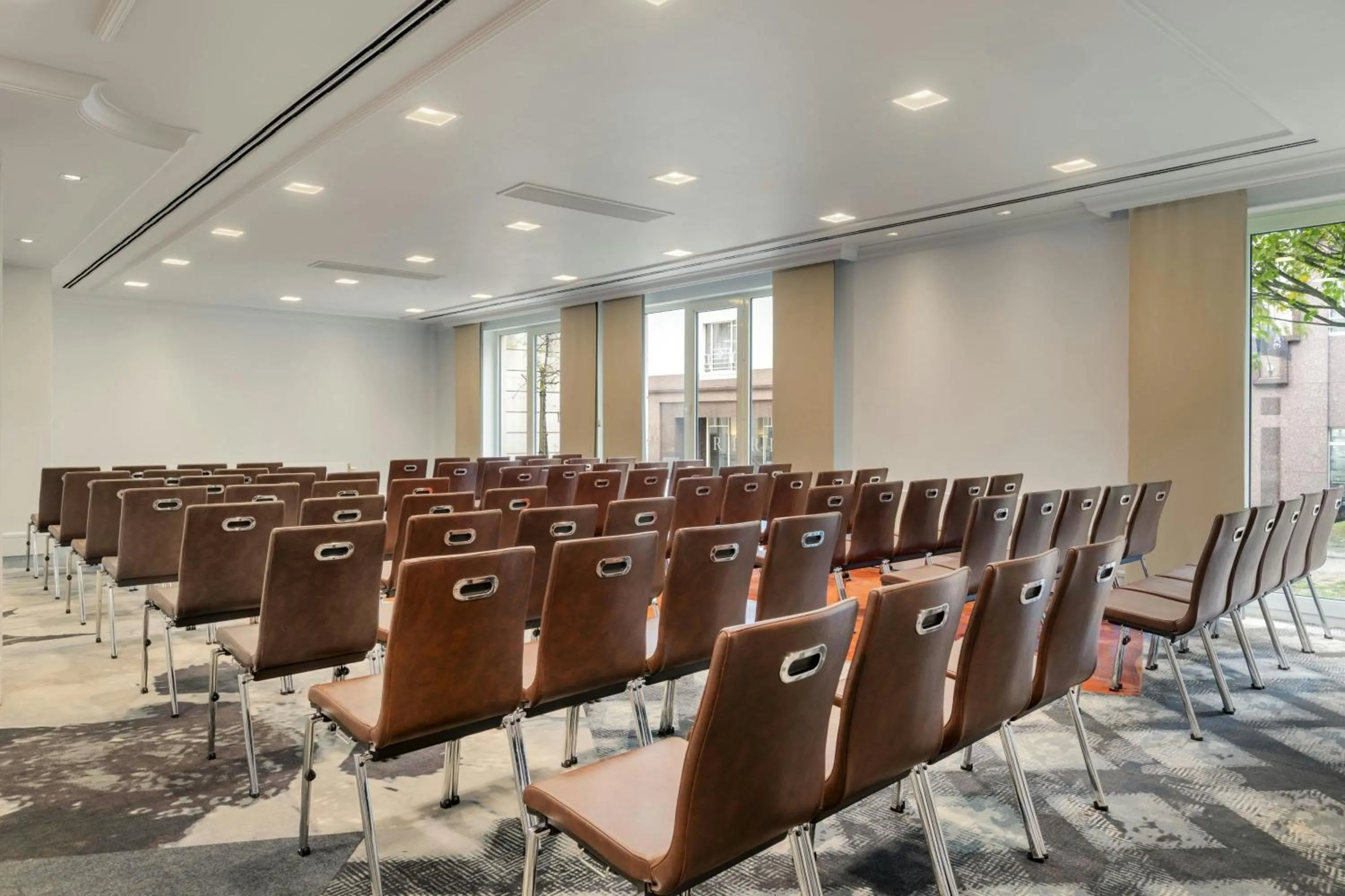 Meeting/conference room in Renaissance Brussels Hotel