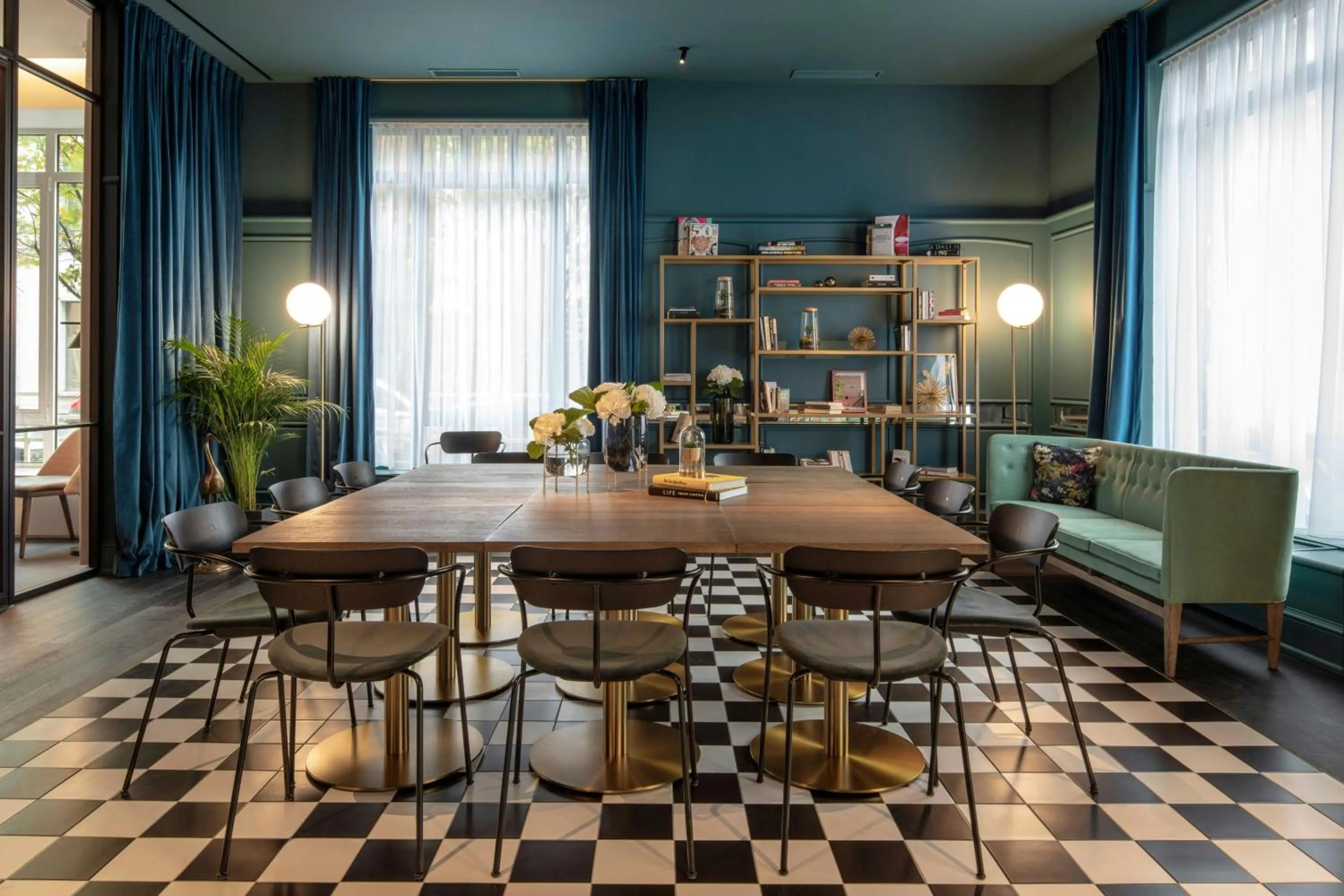 Meeting/conference room in Renaissance Brussels Hotel