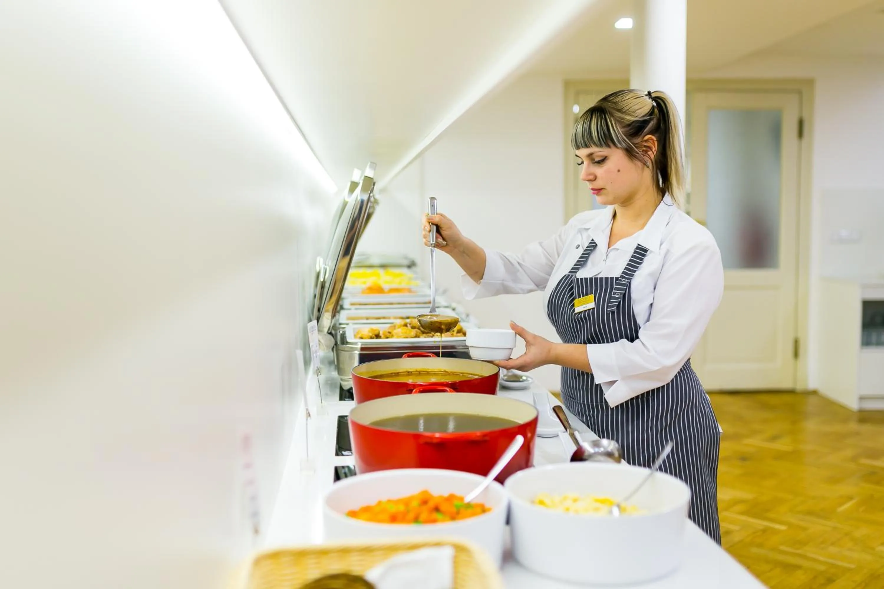 Restaurant/places to eat in ASTORIA Hotel & Medical Spa