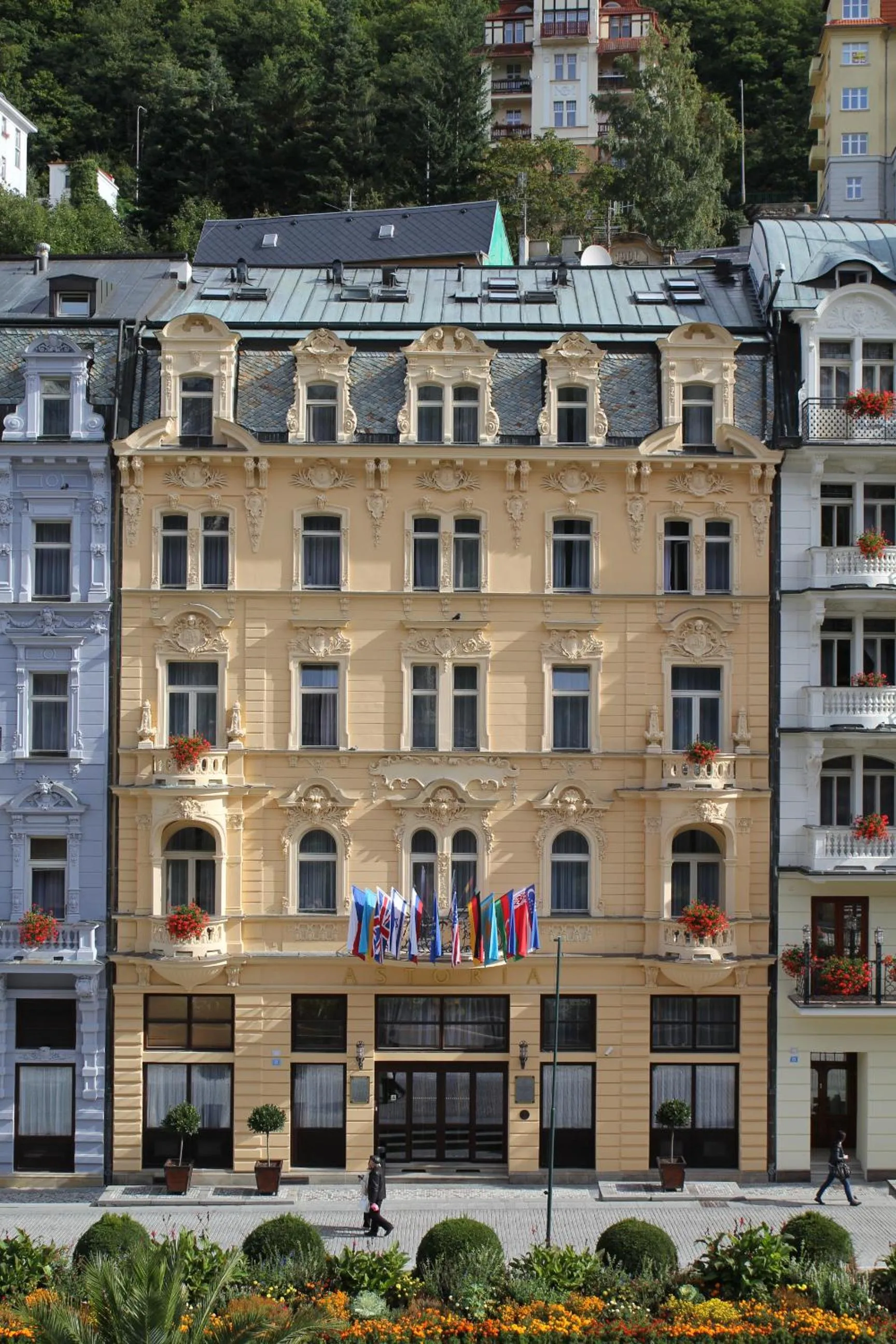 Neighbourhood in ASTORIA Hotel & Medical Spa