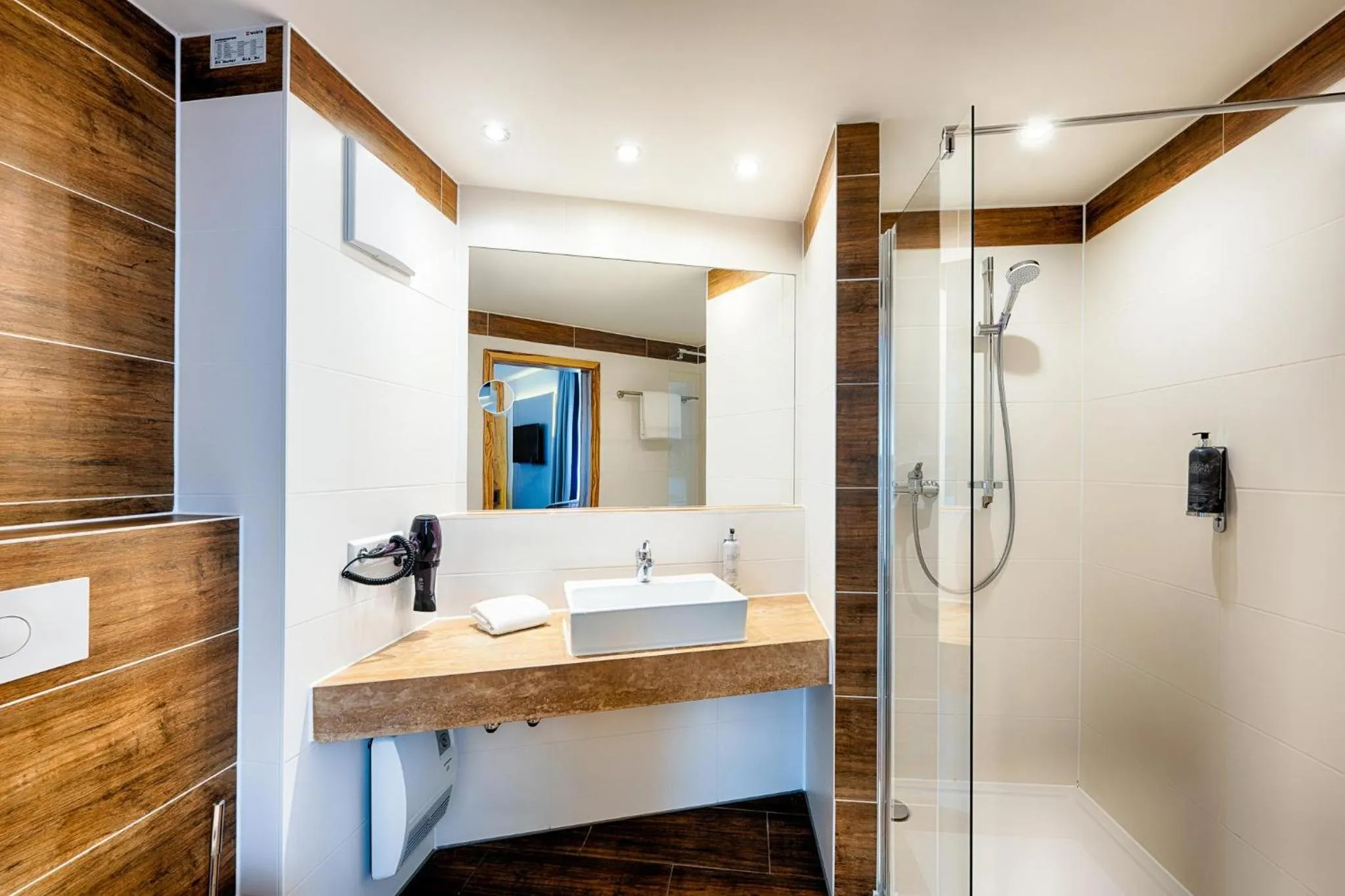 Bathroom in Premier Inn Lindau