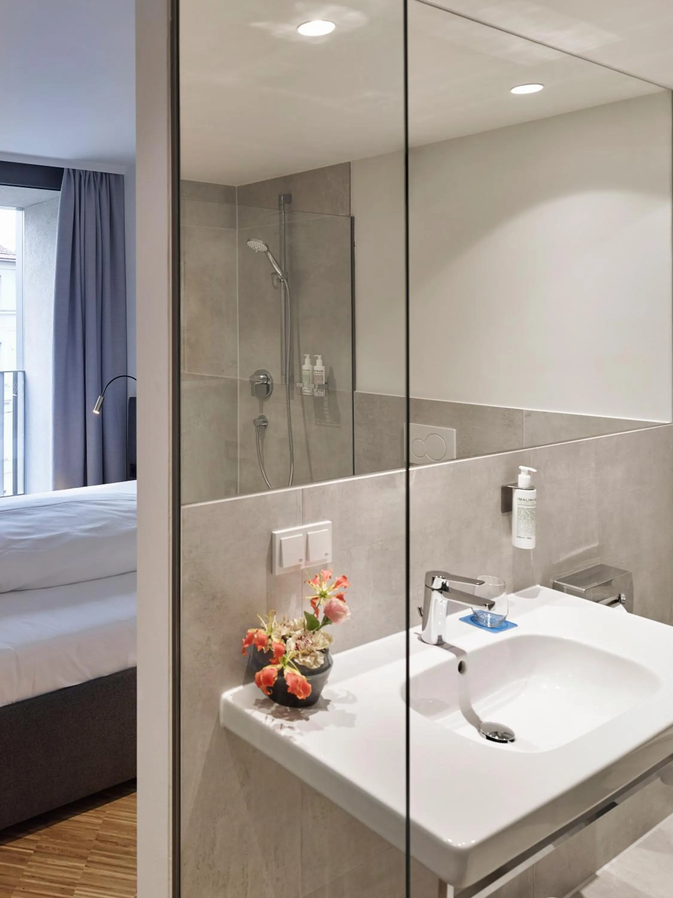 Bathroom in Lendhotel