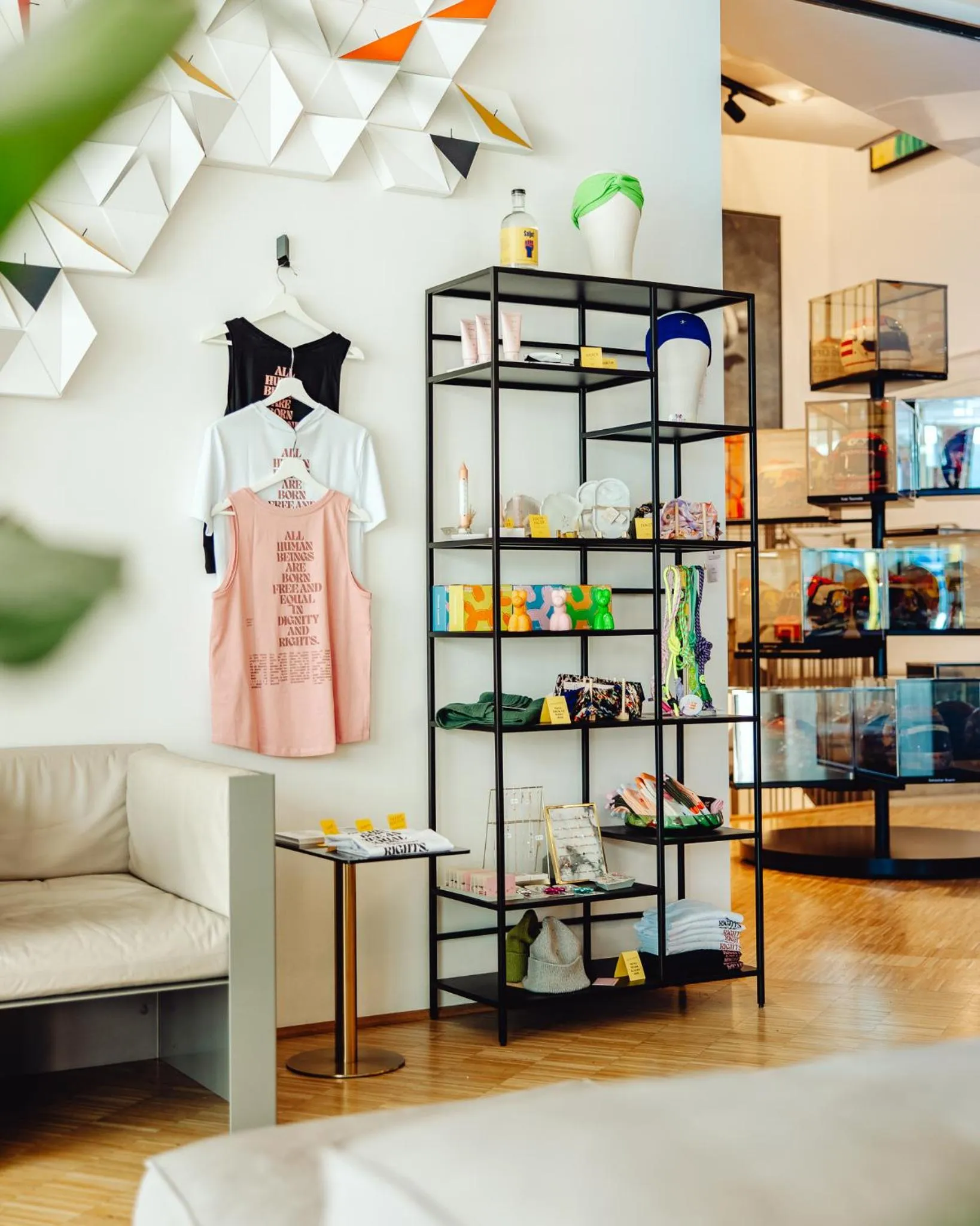 Shopping Area in Lendhotel