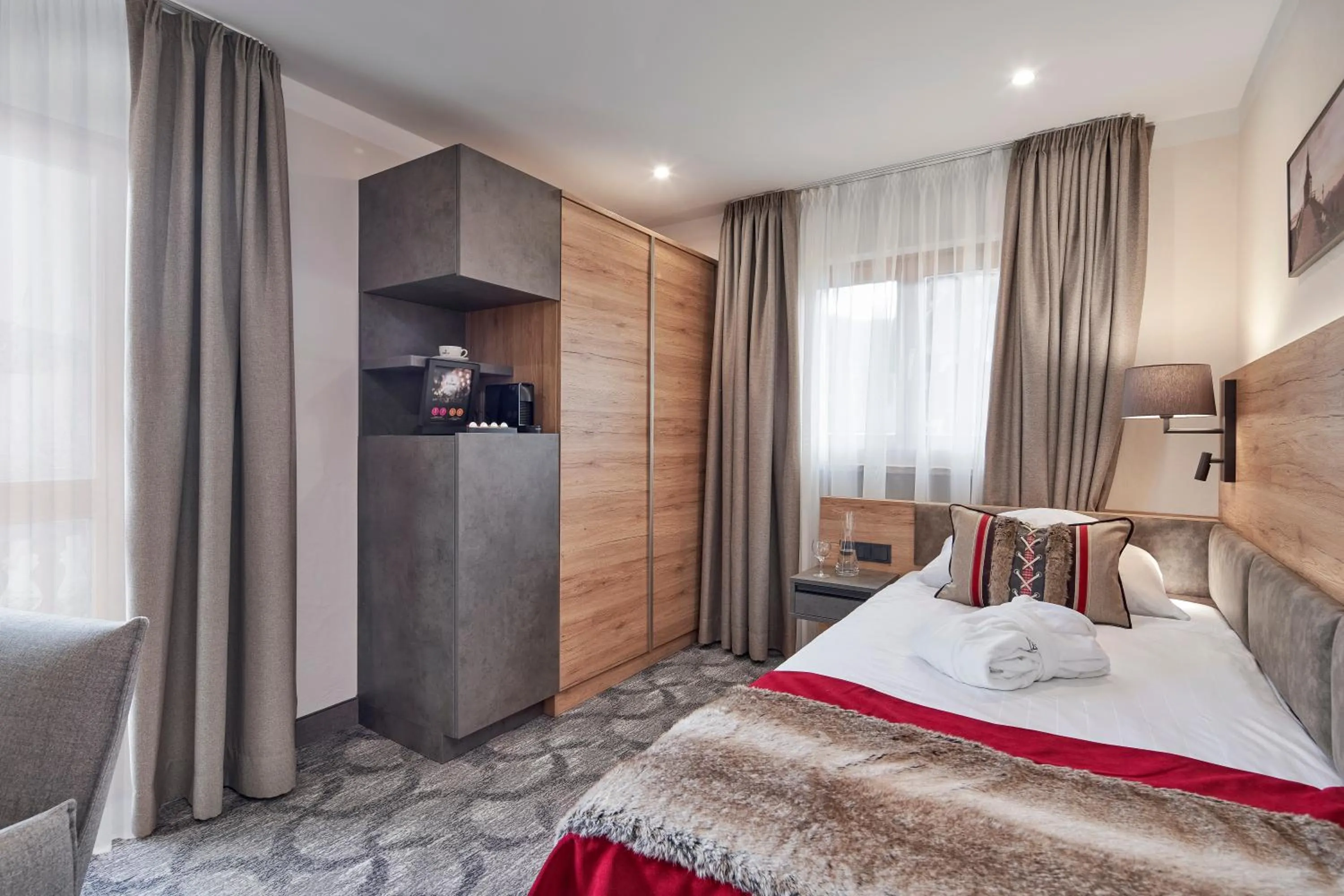 Photo of the whole room in Hotel Alpenhof