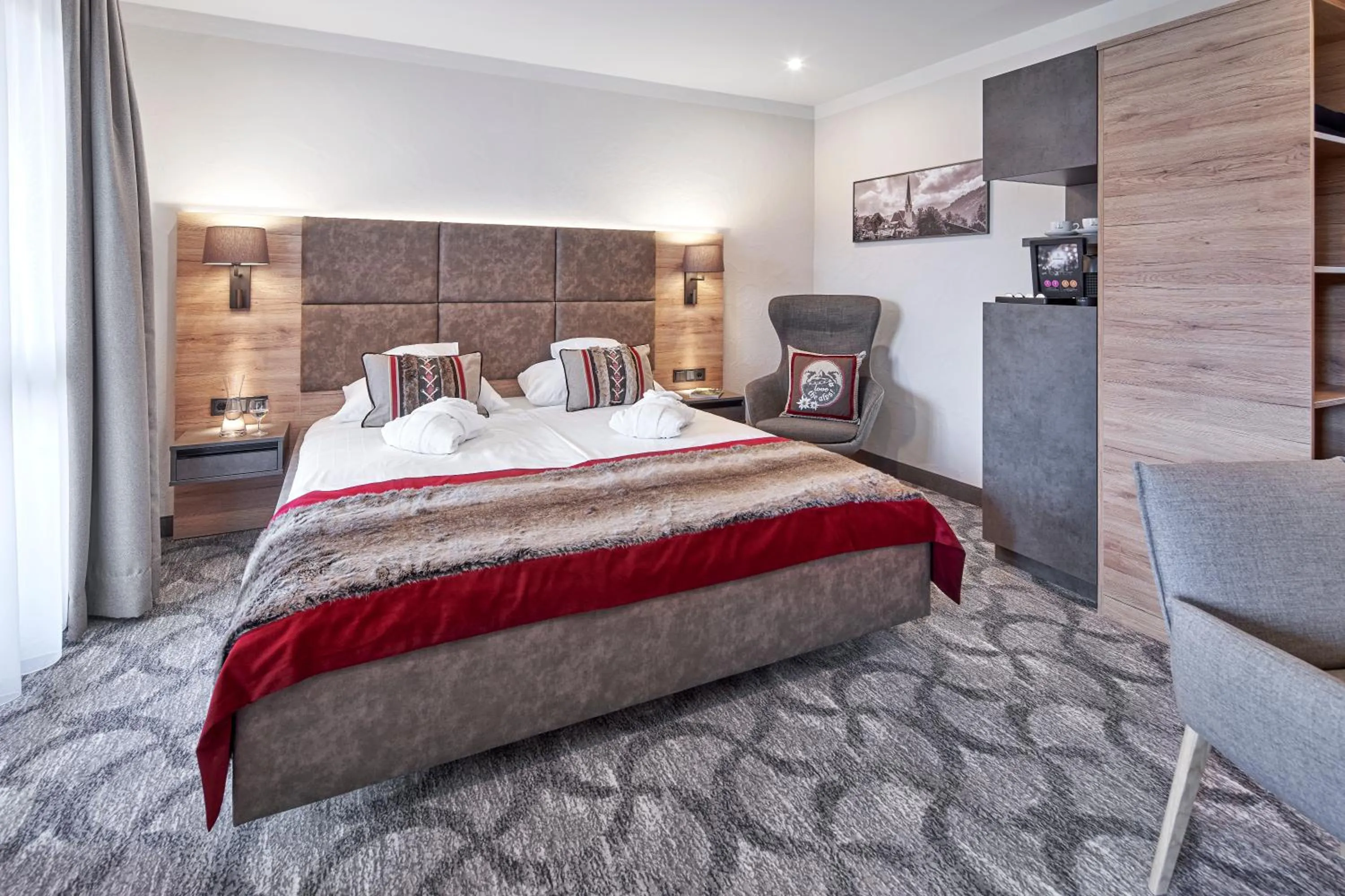 Photo of the whole room in Hotel Alpenhof