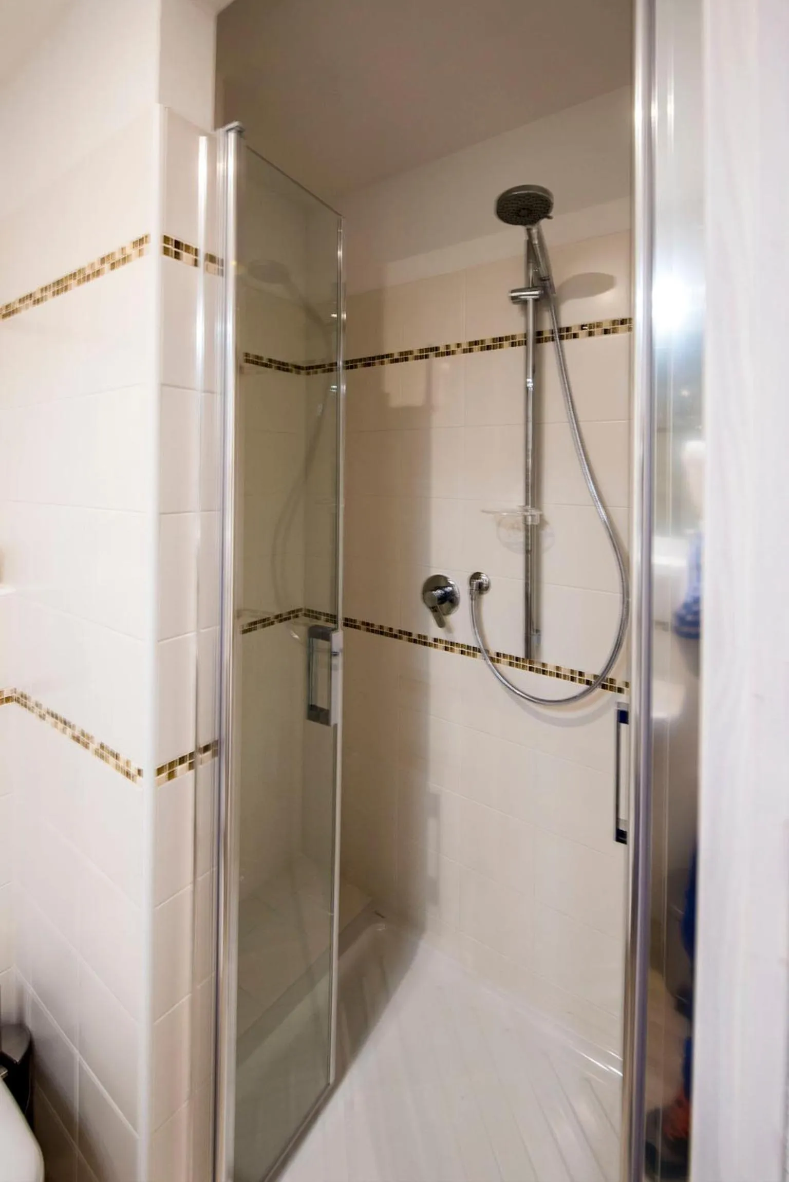 Shower in Affittacamere Le Quattro Stagioni