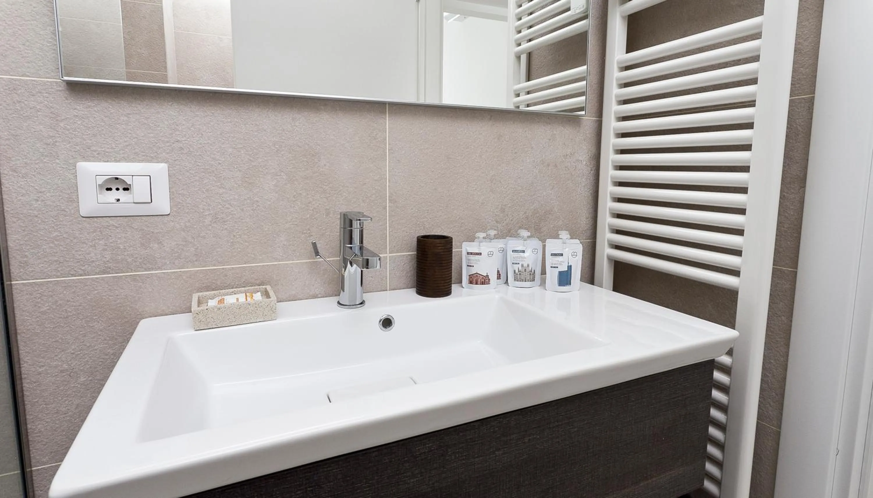 Bathroom in Italianway Easy - Scarlatti 31