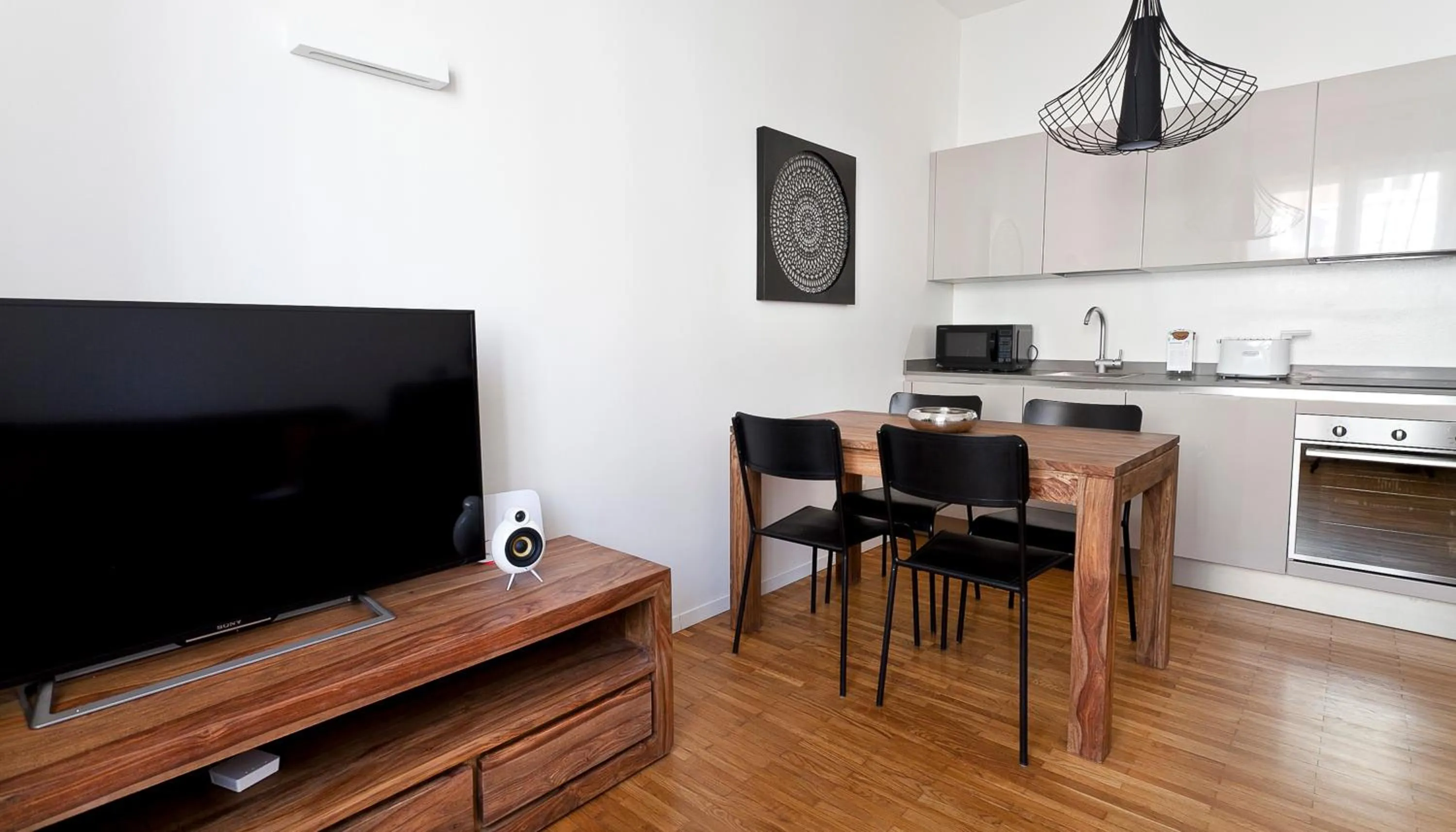 TV and multimedia in Italianway Easy - Scarlatti 31